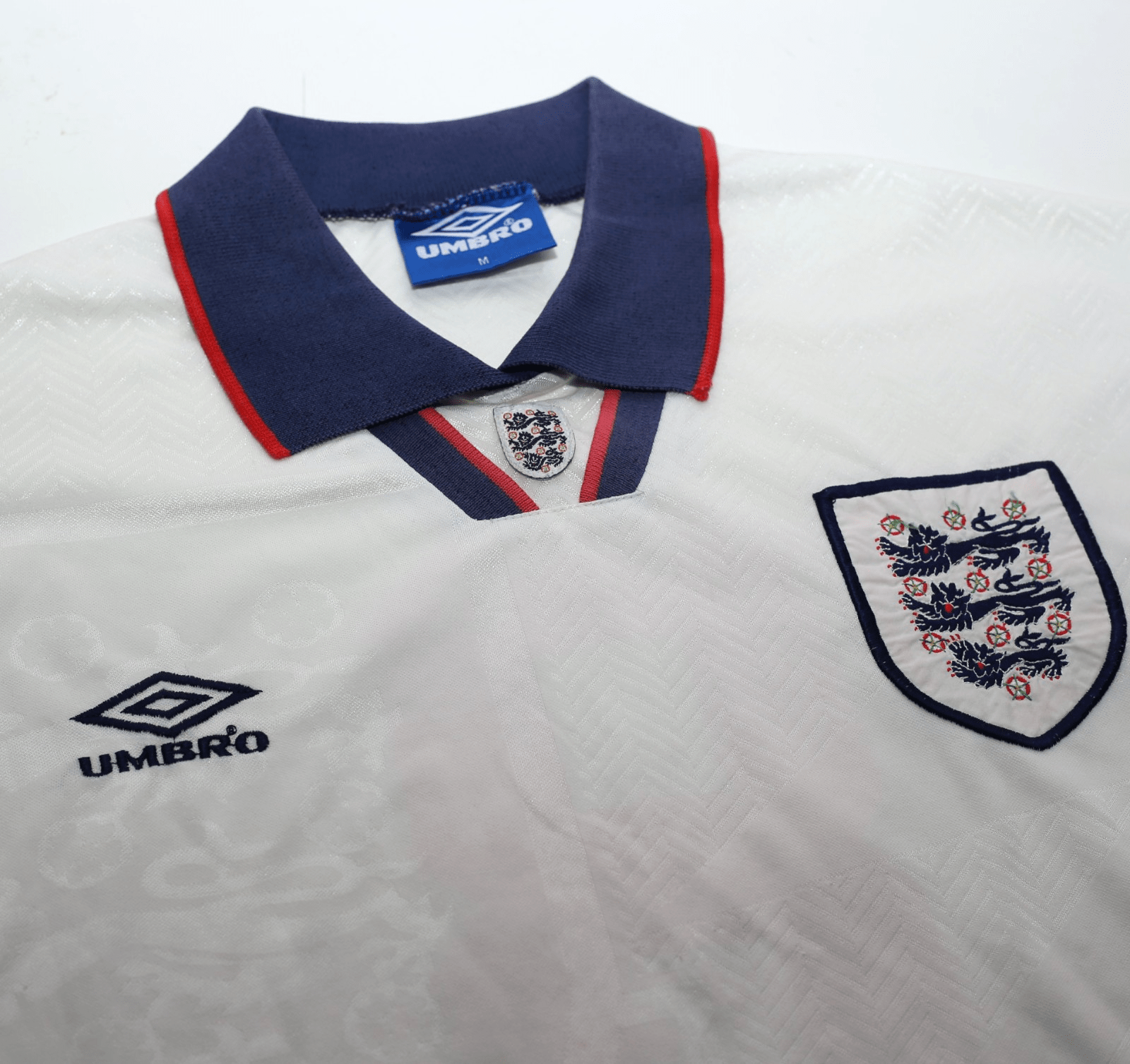 1993/95 GASCOIGNE #8 England Vintage Umbro Home Football Shirt (M)