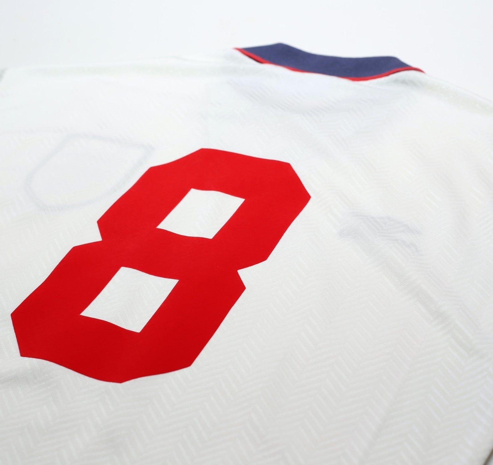 1993/95 GASCOIGNE #8 England Vintage Umbro Home Football Shirt (M)