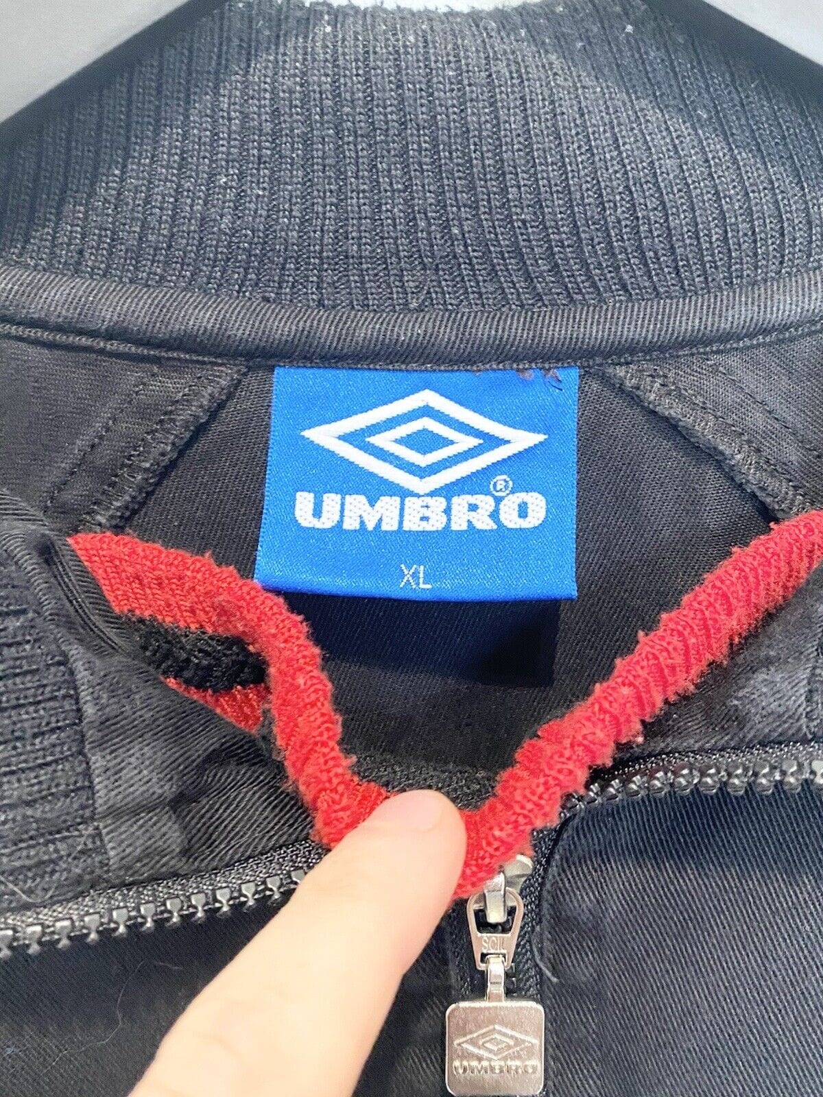 Manchester United Umbro Drill Top XL目立った傷や汚れなし