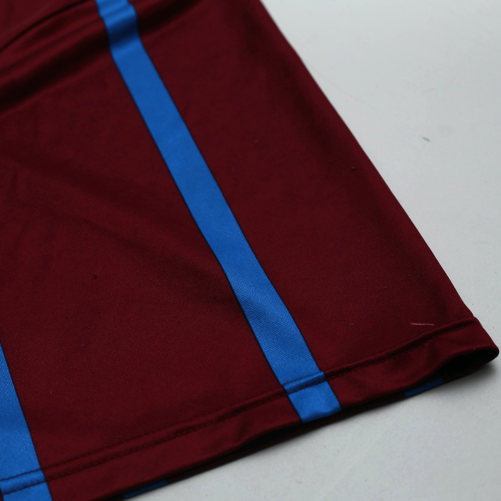 1993/95 McGrath #5 Aston Villa Vintage Asics Home Football Shirt (XL)