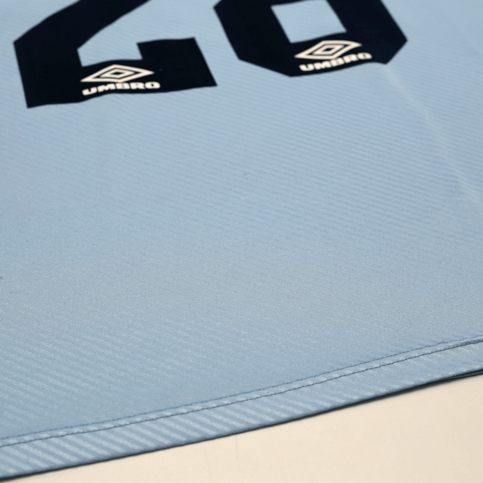 1993/95 Rosler #28 Manchester City Vintage Umbro Home Football Shirt (L)