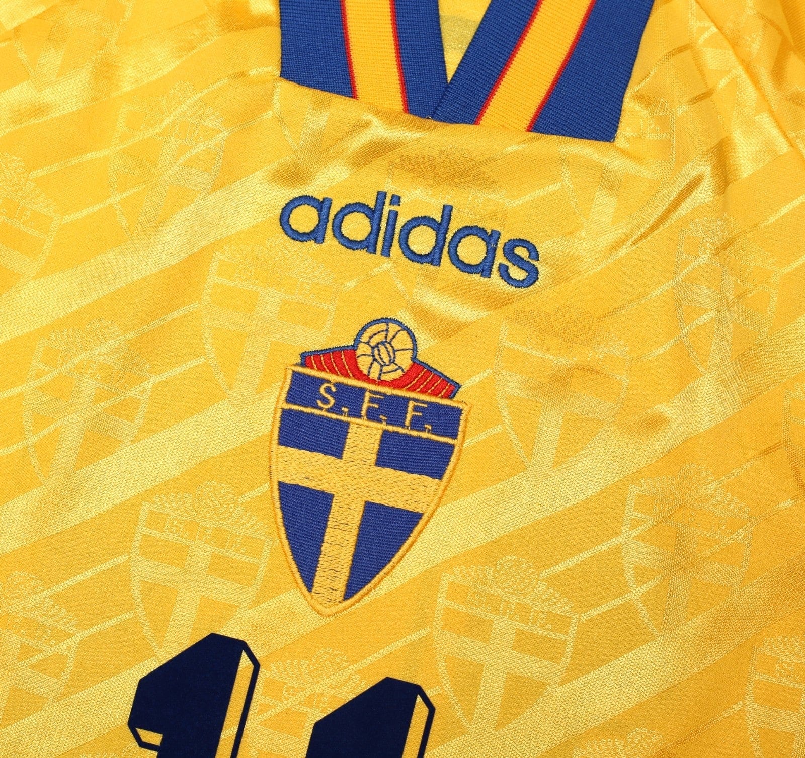 1994/95 BROLIN #11 Sweden Vintage adidas WC 94 Home Football Shirt (M)