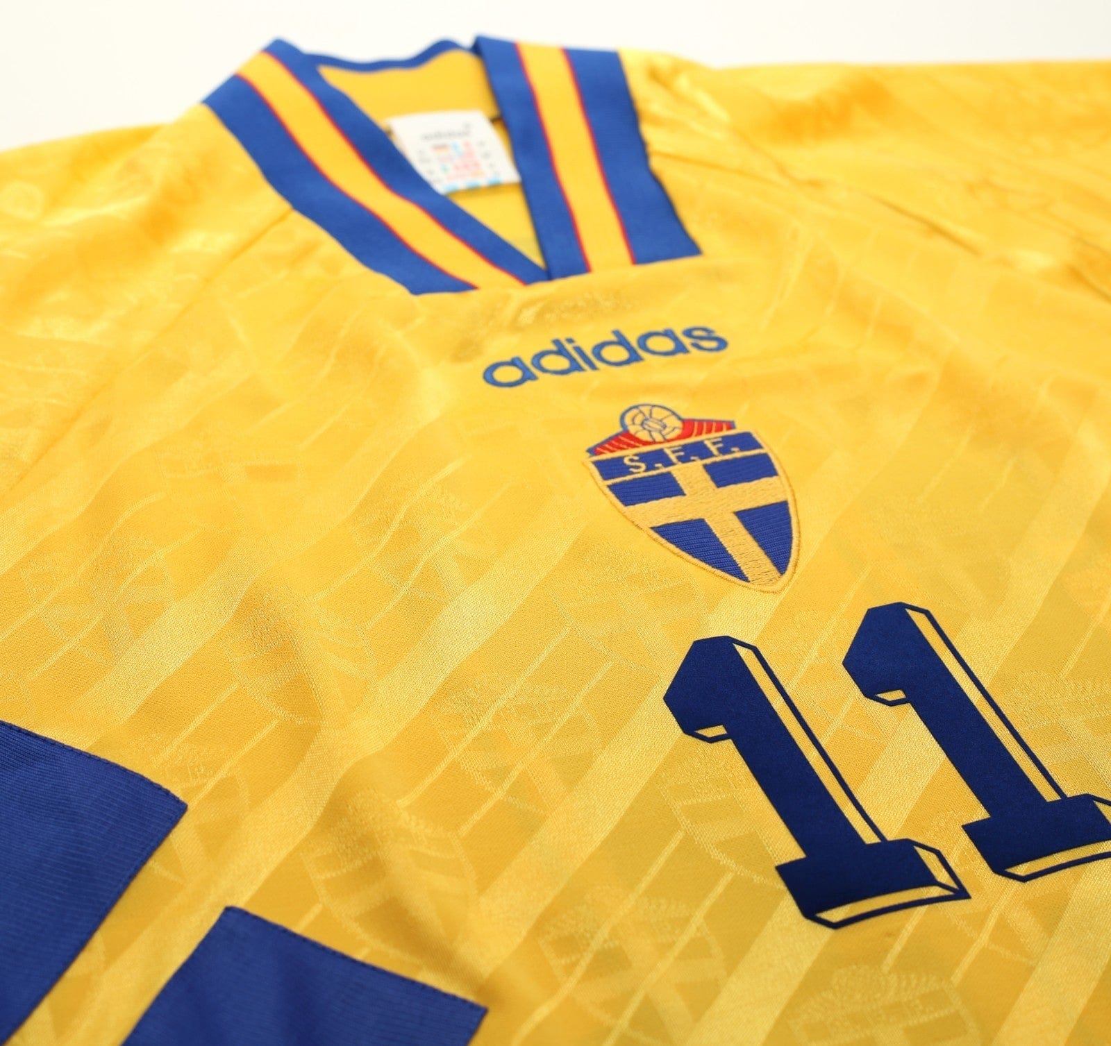 1994/95 BROLIN #11 Sweden Vintage adidas WC 94 Home Football Shirt (M)