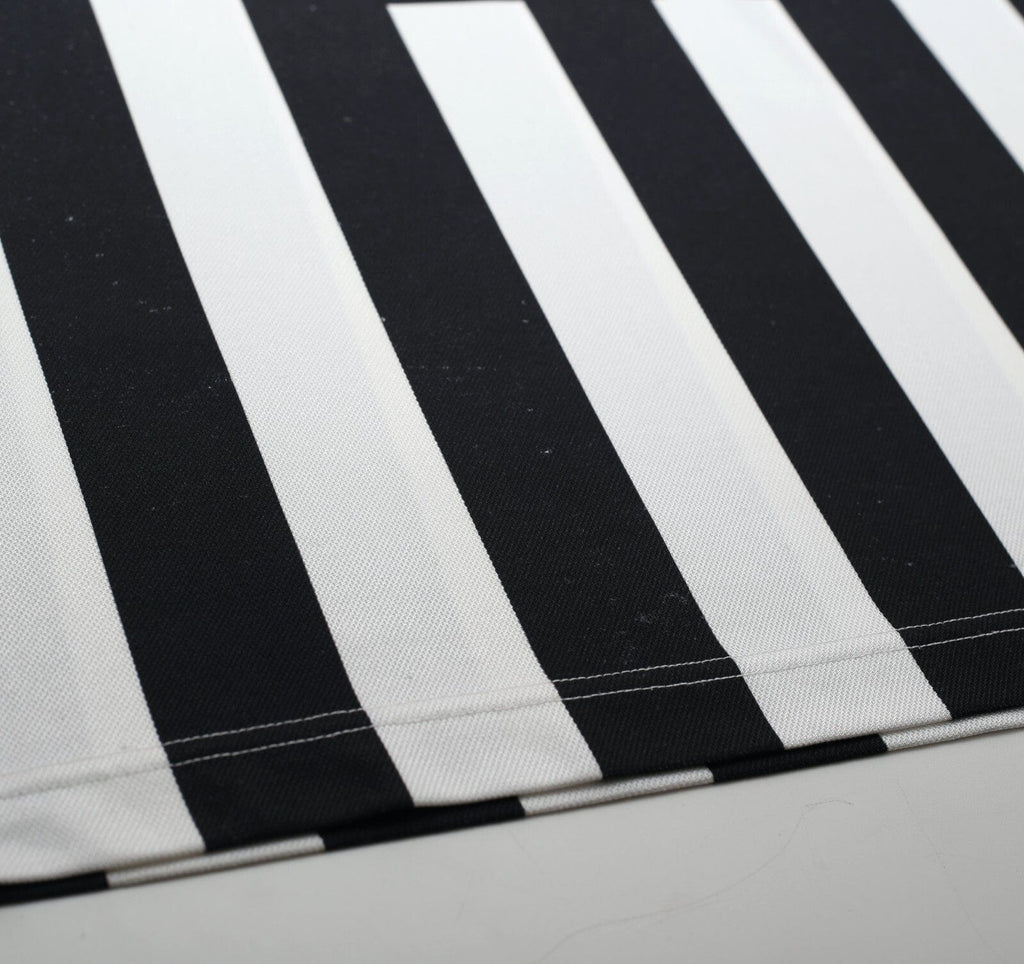 1994/95 JUVENTUS  Vintage Kappa Home Football Shirt (L)