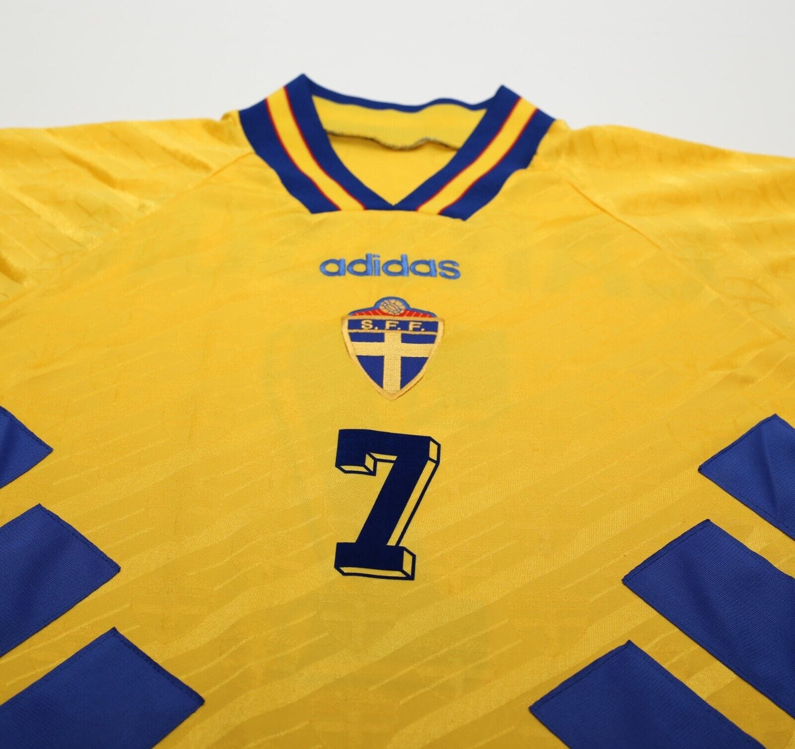 1994/95 LARSSON #7 Sweden Vintage adidas WC 94 Home Football Shirt (L)