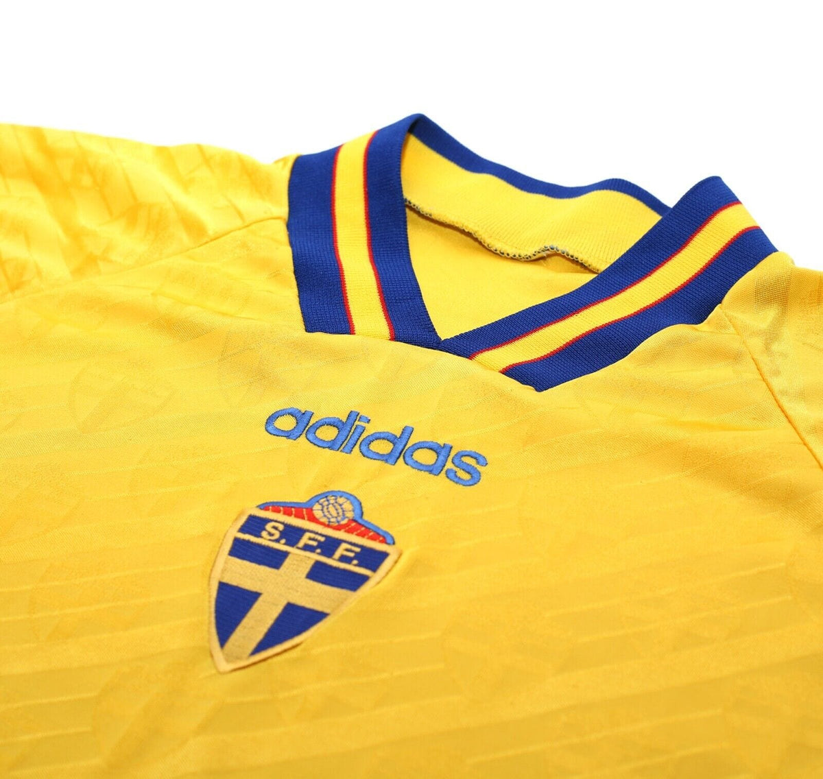 1994/95 SWEDEN Vintage adidas WC 94 Home Football Shirt (L) Larsson Era