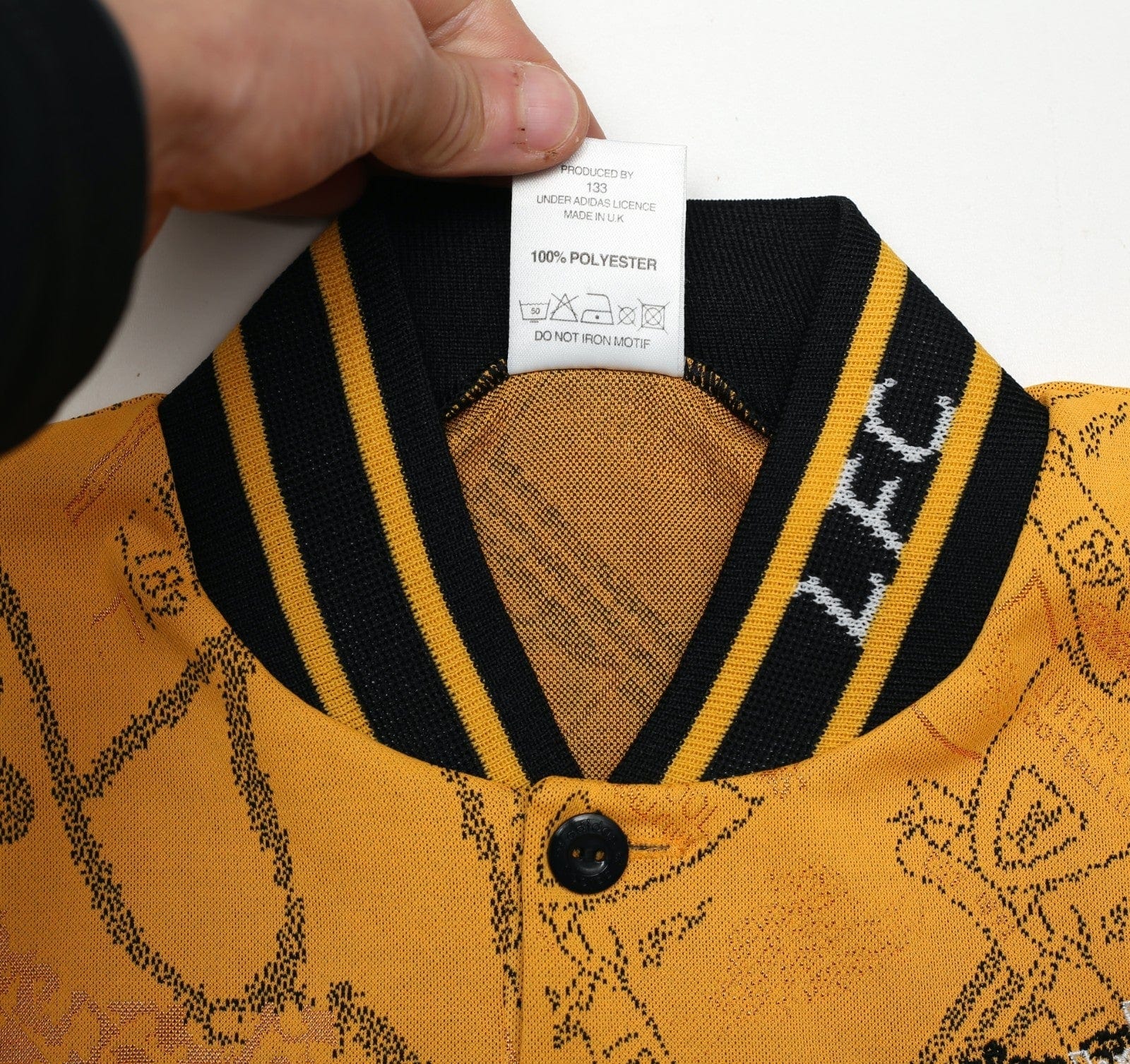 1994/96 BARNES #10 Liverpool Vintage adidas Third Football Shirt (S)