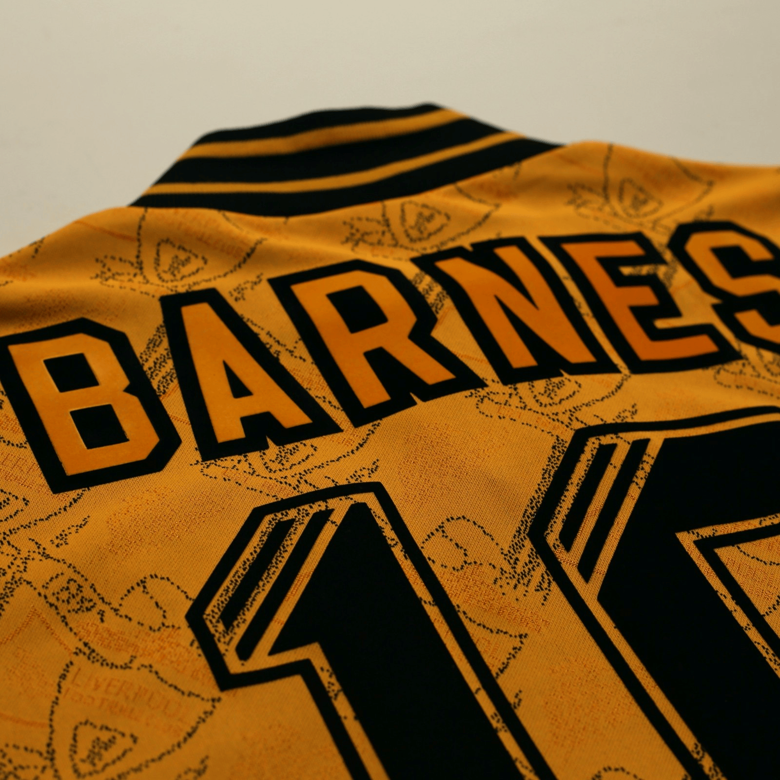 1994/96 Barnes #10 Liverpool Vintage adidas Third Football Shirt (S)