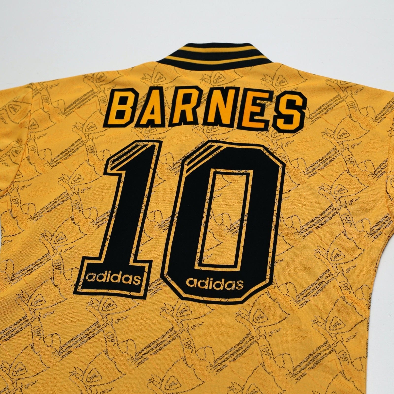 1994/96 Barnes #10 Liverpool Vintage adidas Third Football Shirt (S)
