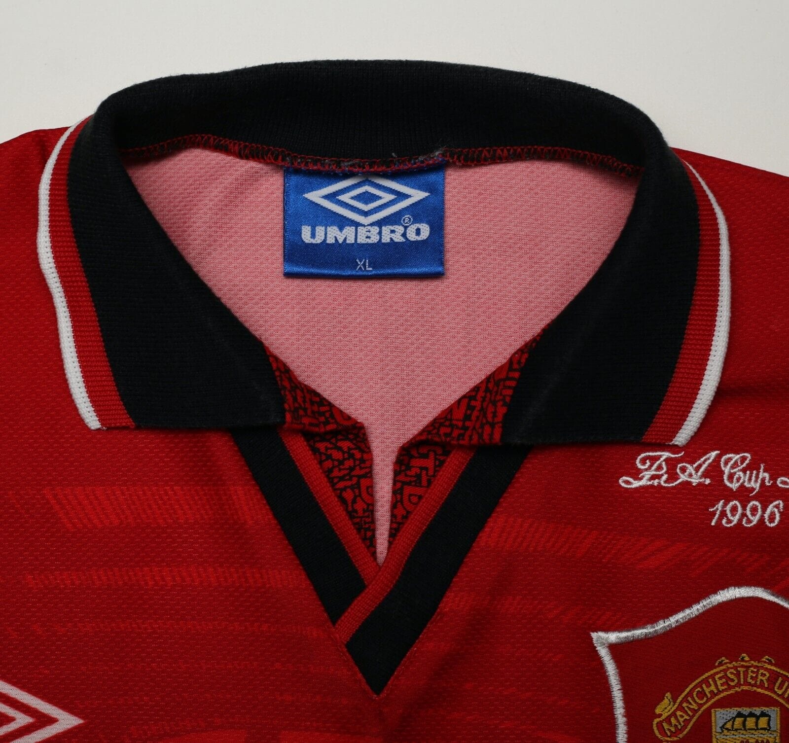 1994/96 CANTONA #7 Manchester United Vintage Umbro FA Cup 96 Football Shirt (XL)