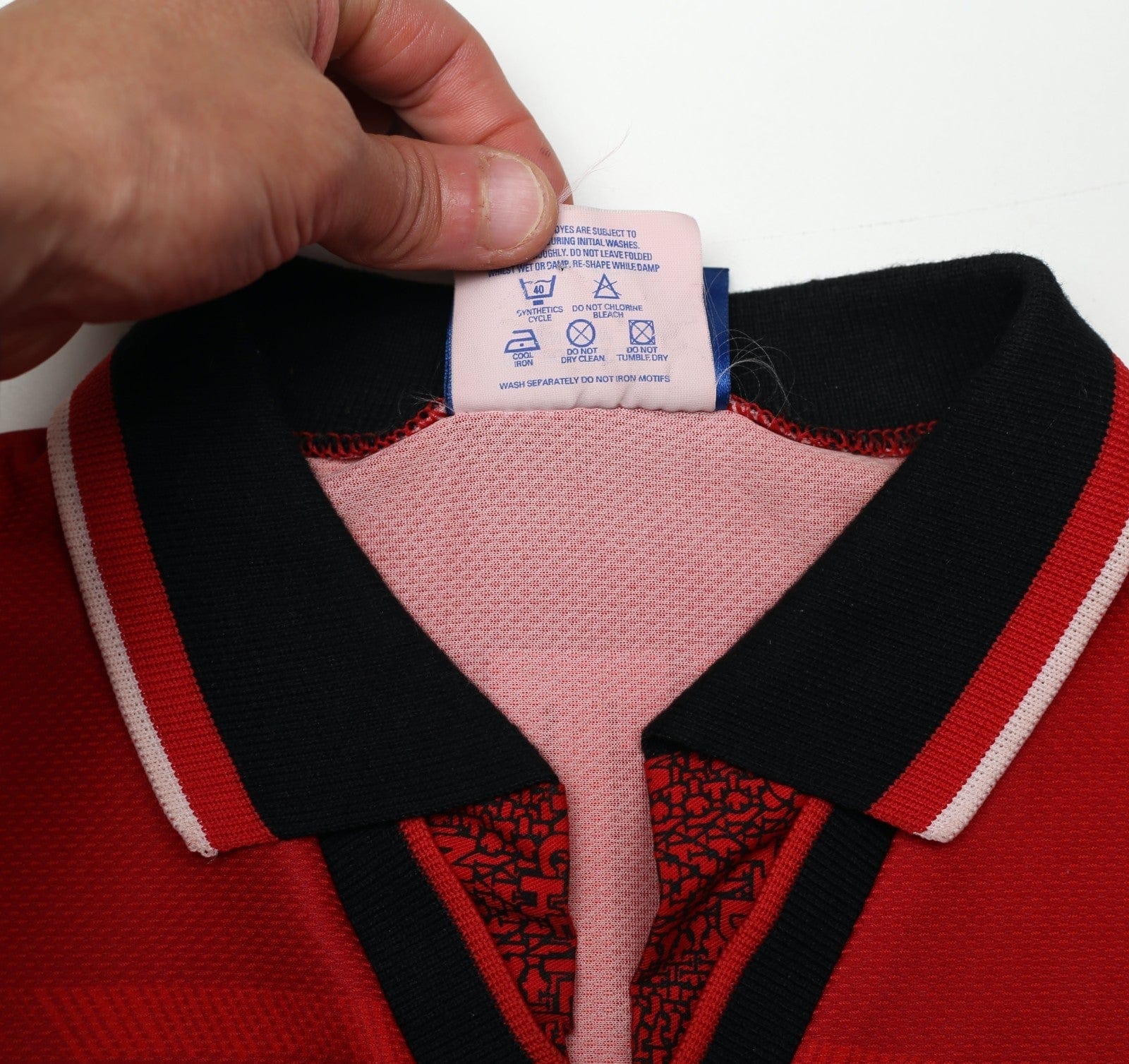 1994/96 CANTONA #7 Manchester United Vintage Umbro Football Shirt (L)