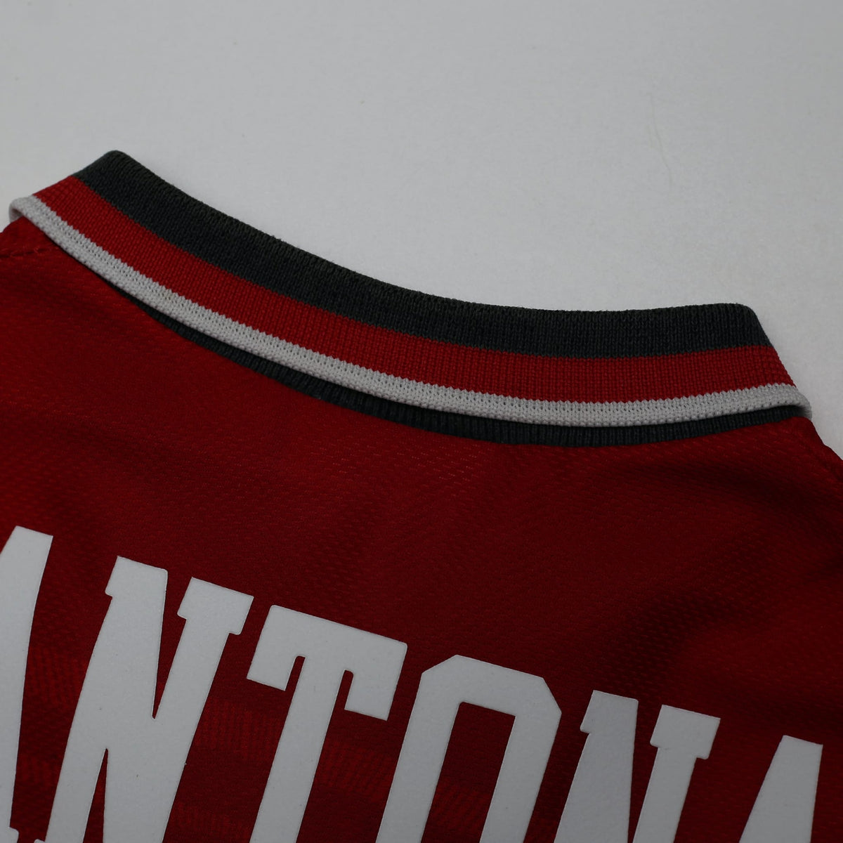 1994/96 Cantona #7 Manchester United Vintage Umbro Football Shirt (L)