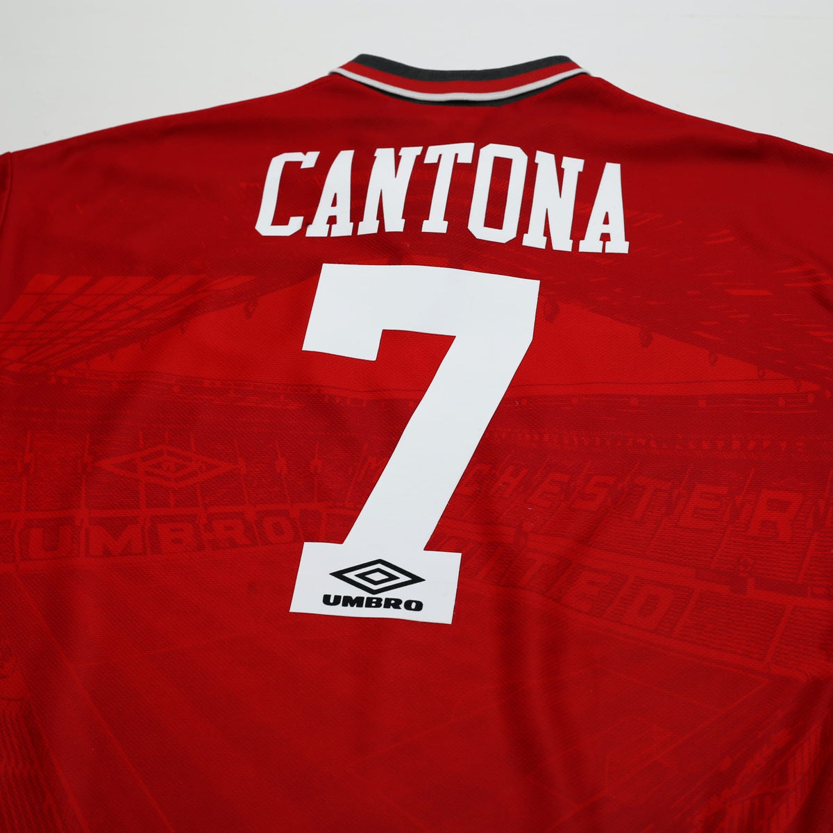 1994/96 Cantona #7 Manchester United Vintage Umbro Football Shirt (L)