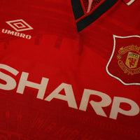 1994/96 Cantona #7 Manchester United Vintage Umbro Football Shirt (L)