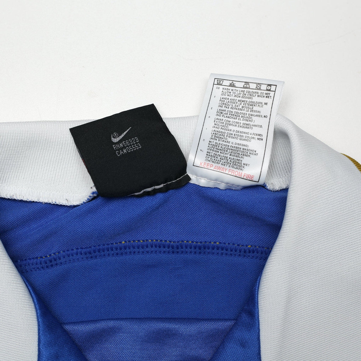 1994/96 Italy Vintage Nike Home Football Shirt (M) EURO 96 Qualifiers