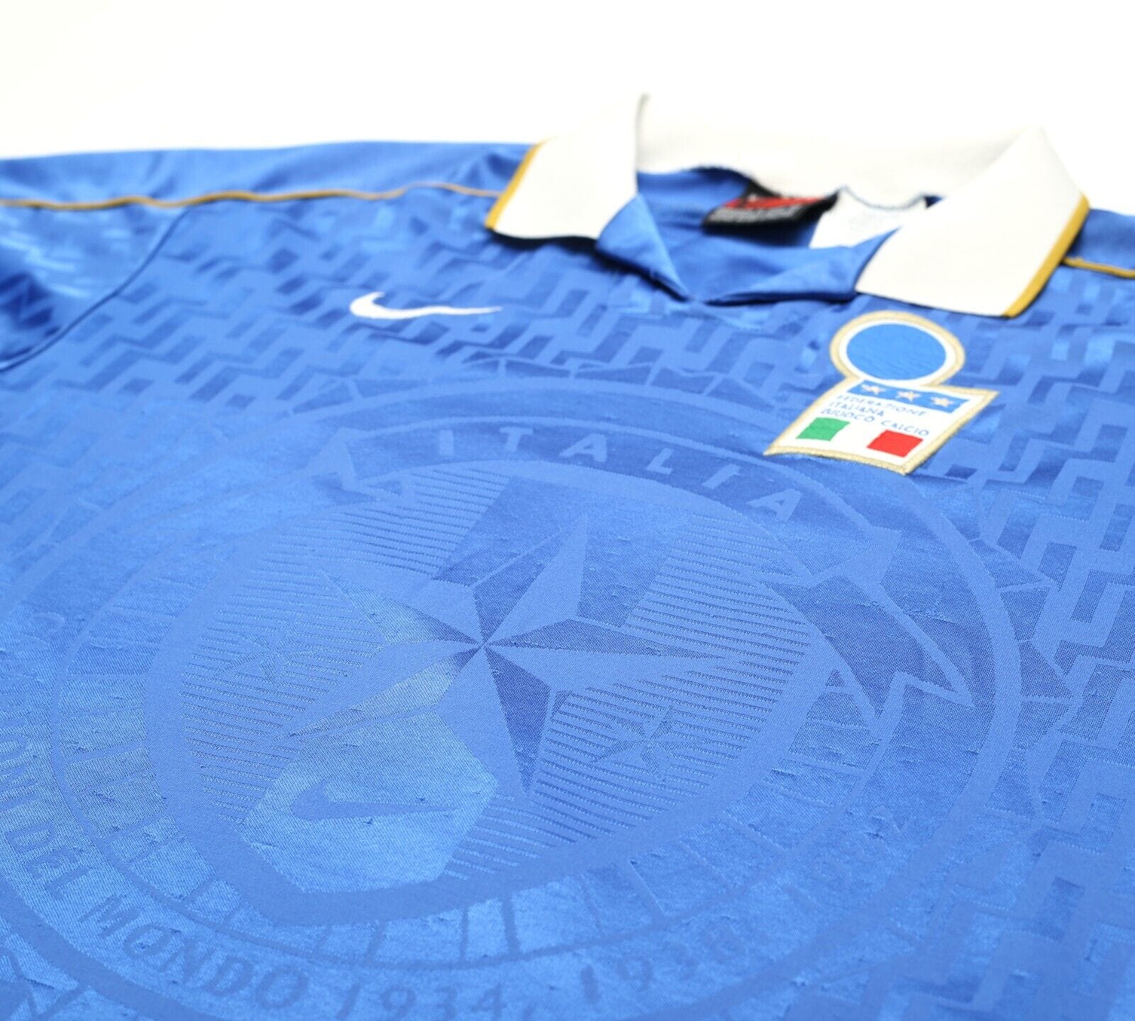 1994/96 ITALY Vintage Nike Home Football Shirt (M) EURO 96 Qualifiers