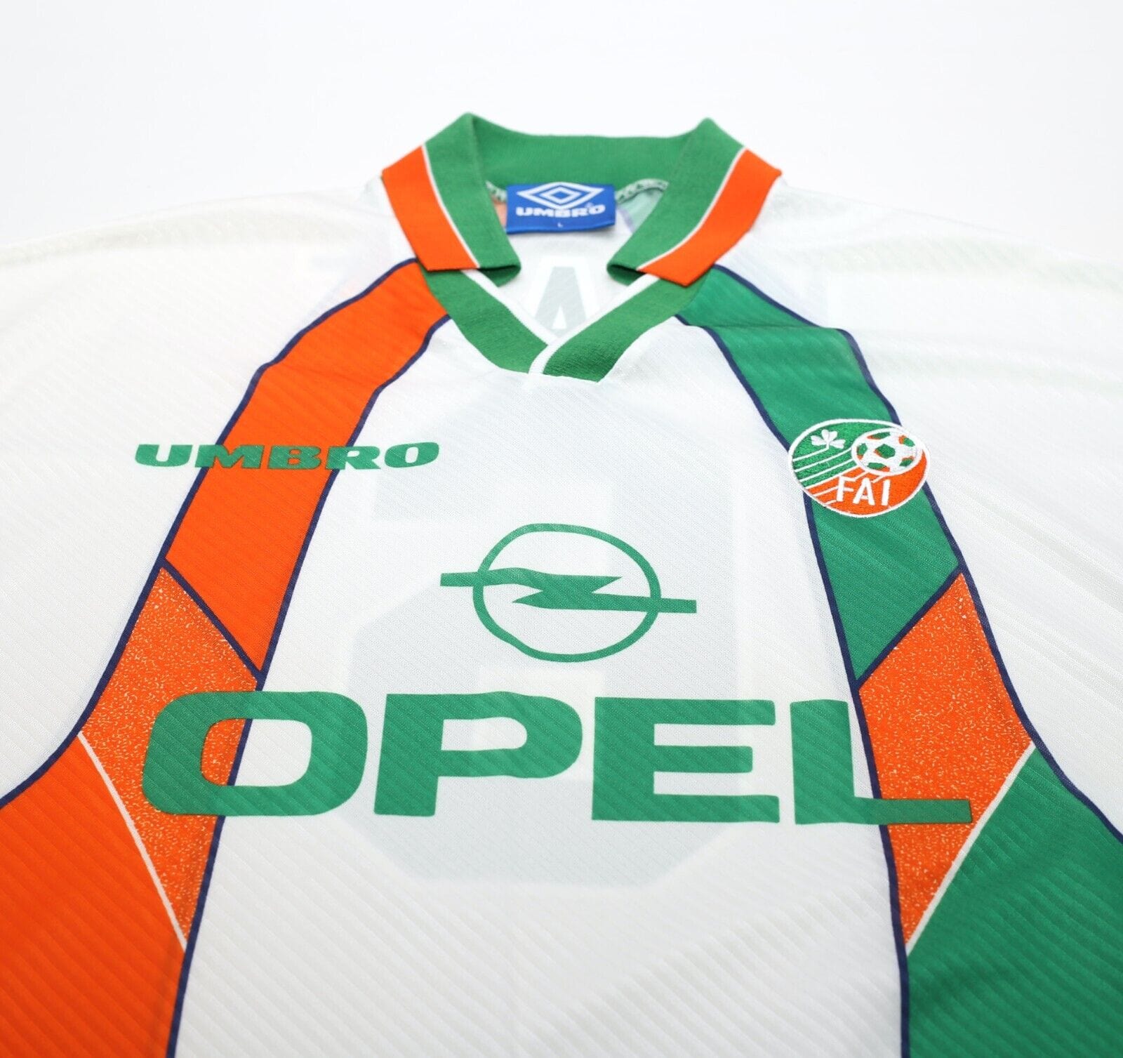 1994/96 KEANE #6 Ireland Vintage Umbro Away Football Shirt (L)