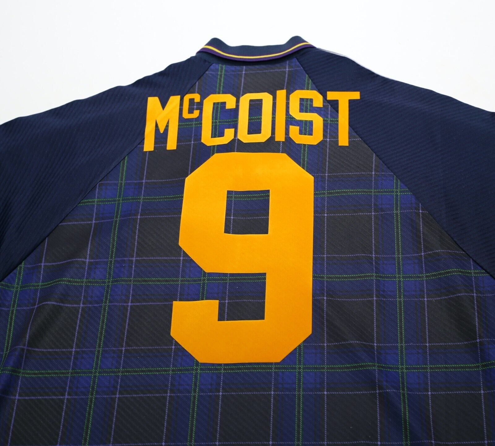 1994/96 McCOIST #9 Scotland Vintage Umbro Home Football Shirt (L) Euro 96