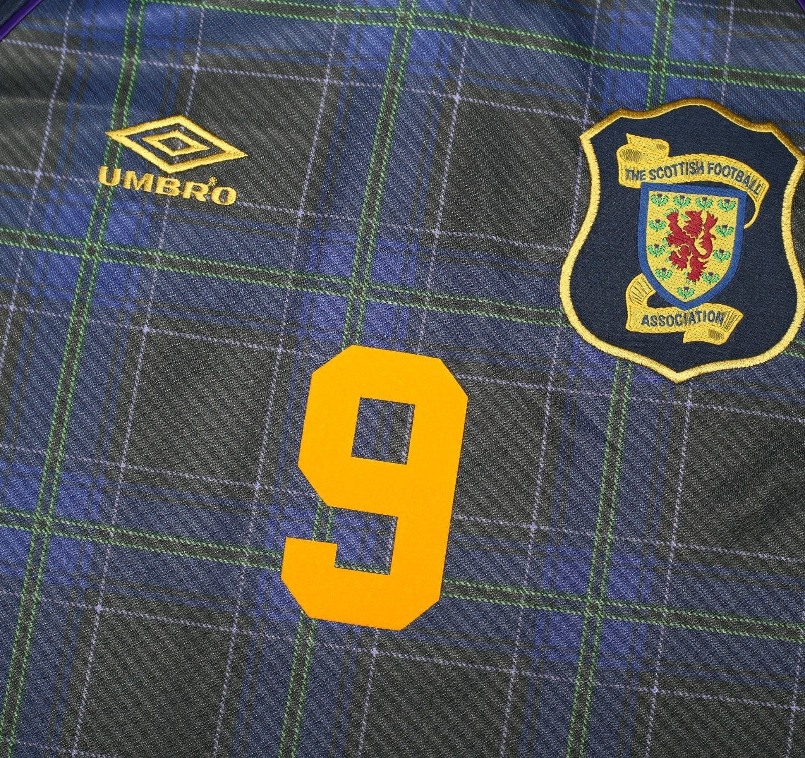 1994/96 McCOIST #9 Scotland Vintage Umbro Home Football Shirt (L/XL) Euro 96