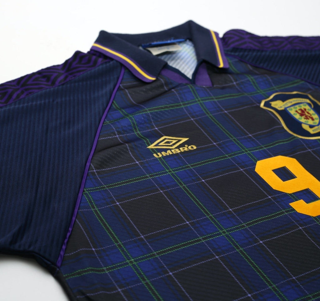 1994/96 McCOIST #9 Scotland Vintage Umbro Home Football Shirt (L/XL) Euro 96