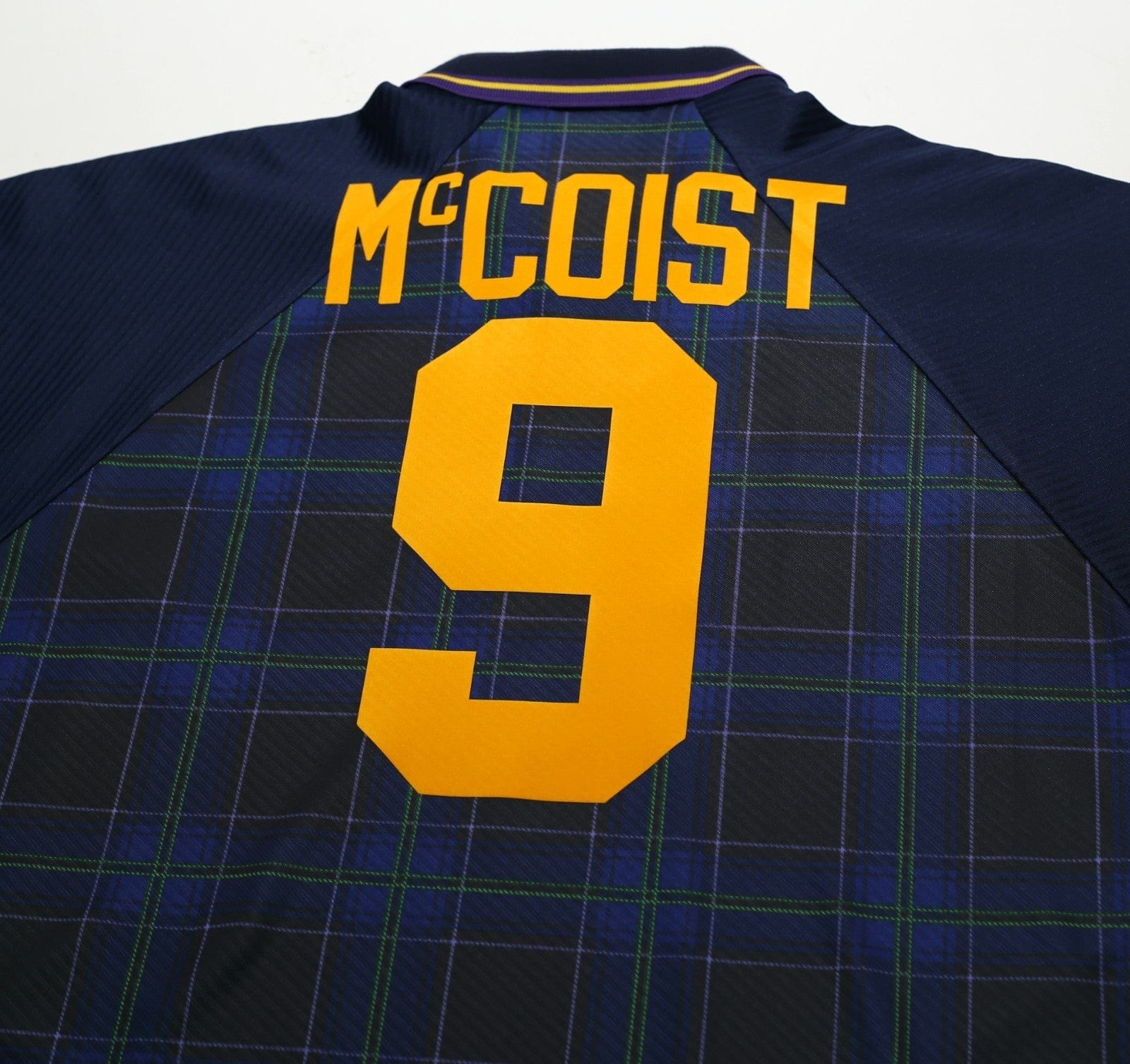 1994/96 McCOIST #9 Scotland Vintage Umbro Home Football Shirt (l/xl) E