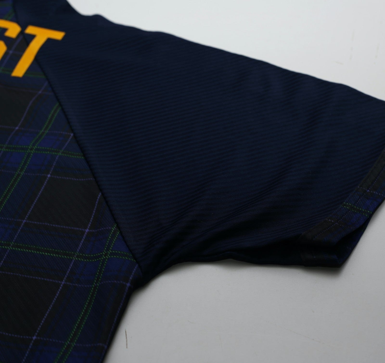 1994/96 McCOIST #9 Scotland Vintage Umbro Home Football Shirt (L/XL) Euro 96