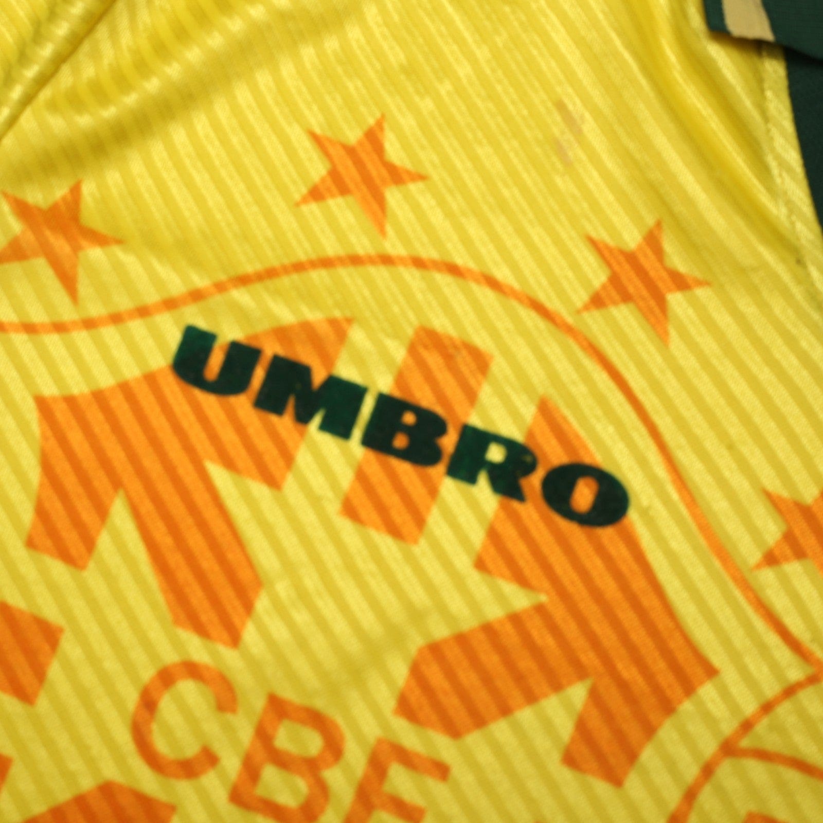 1994/97 Brazil Vintage Umbro Home Football Shirt (M) USA 94 World Cup