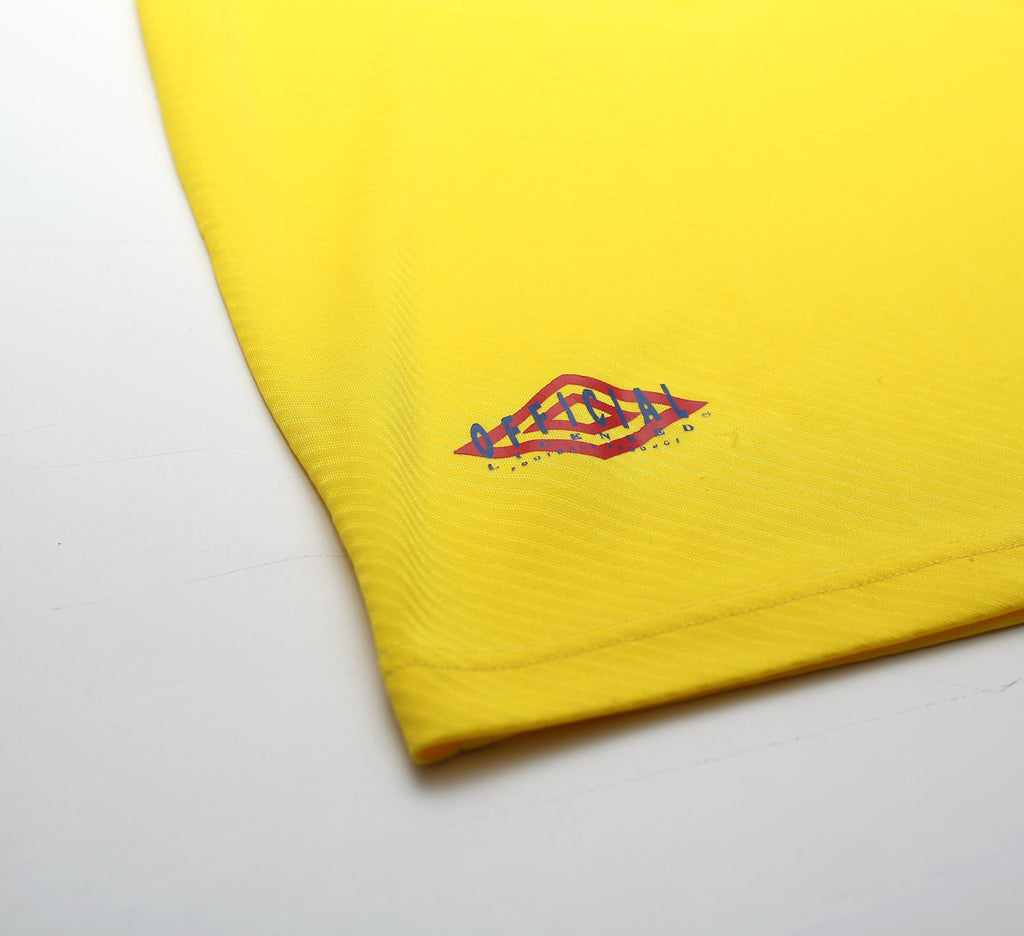 1994/97 BRAZIL Vintage Umbro Home Football Shirt (XL)