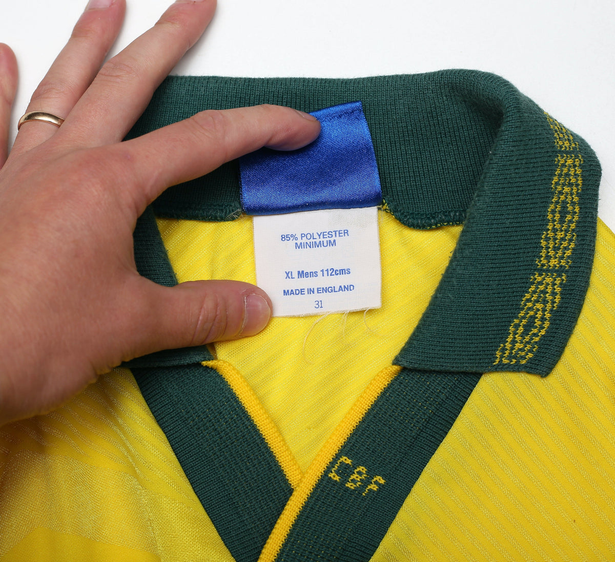 1994/97 BRAZIL Vintage Umbro Home Football Shirt (XL)