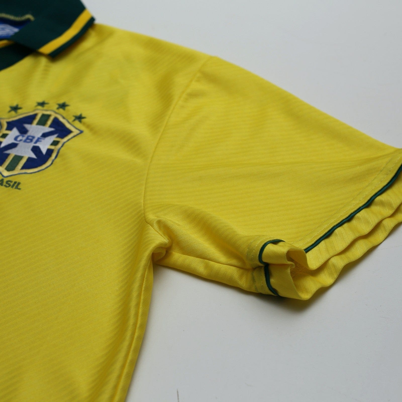 1994/97 Romario #11 Brazil Vintage Umbro Home Football Shirt (M)
