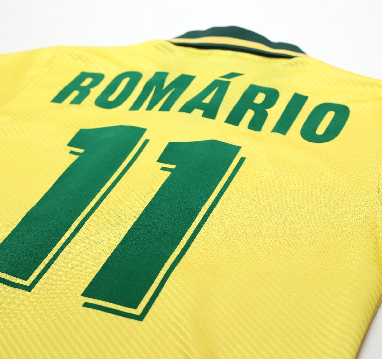 1994/97 ROMARIO #11 Brazil Vintage Umbro Home Football Shirt (M) 3 Star 94 WC