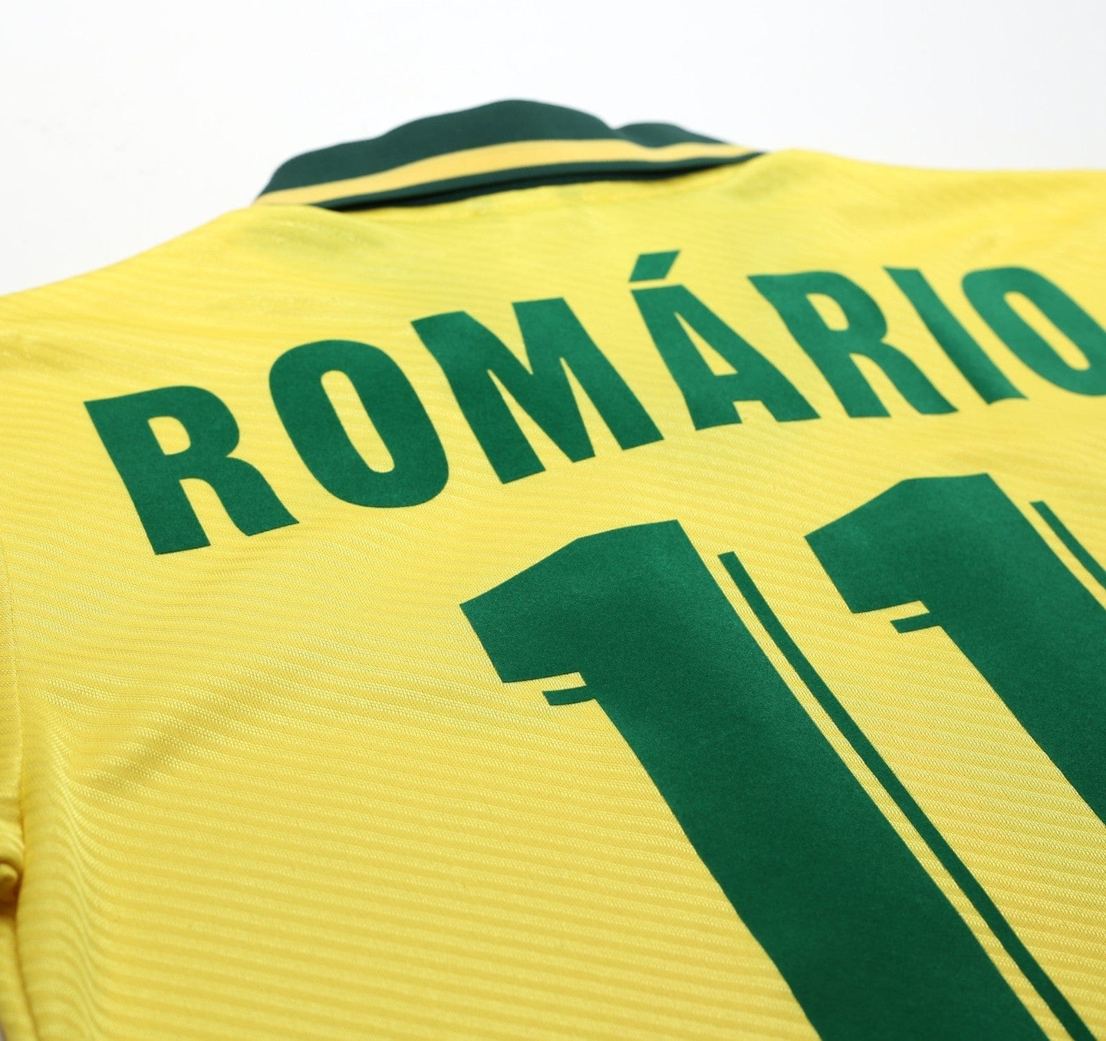 1994/97 ROMARIO #11 Brazil Vintage Umbro Home Football Shirt (M) 3 Star 94 WC