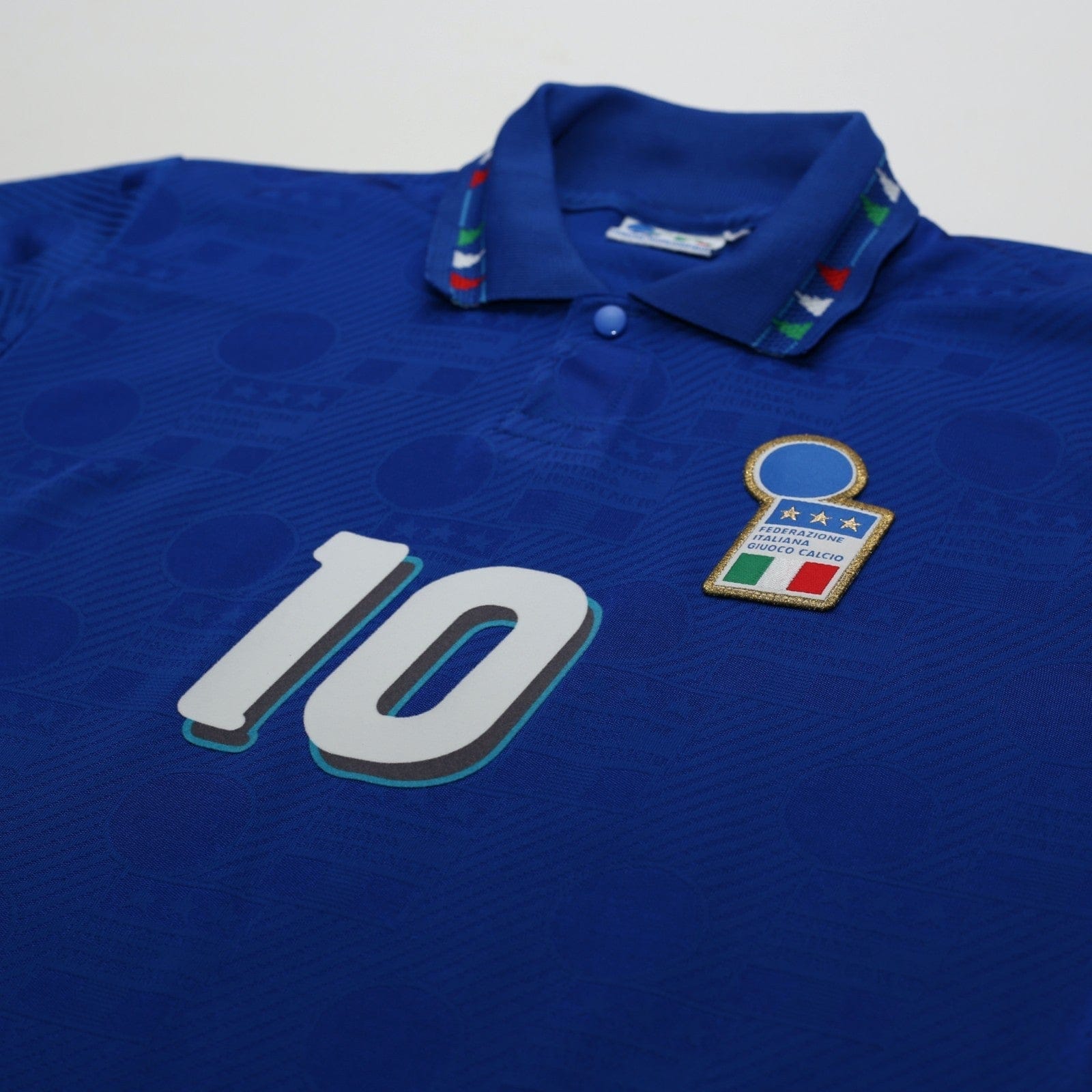 1994 Baggio #10 Italy Vintage Diadora Home Football Shirt (S) USA 94
