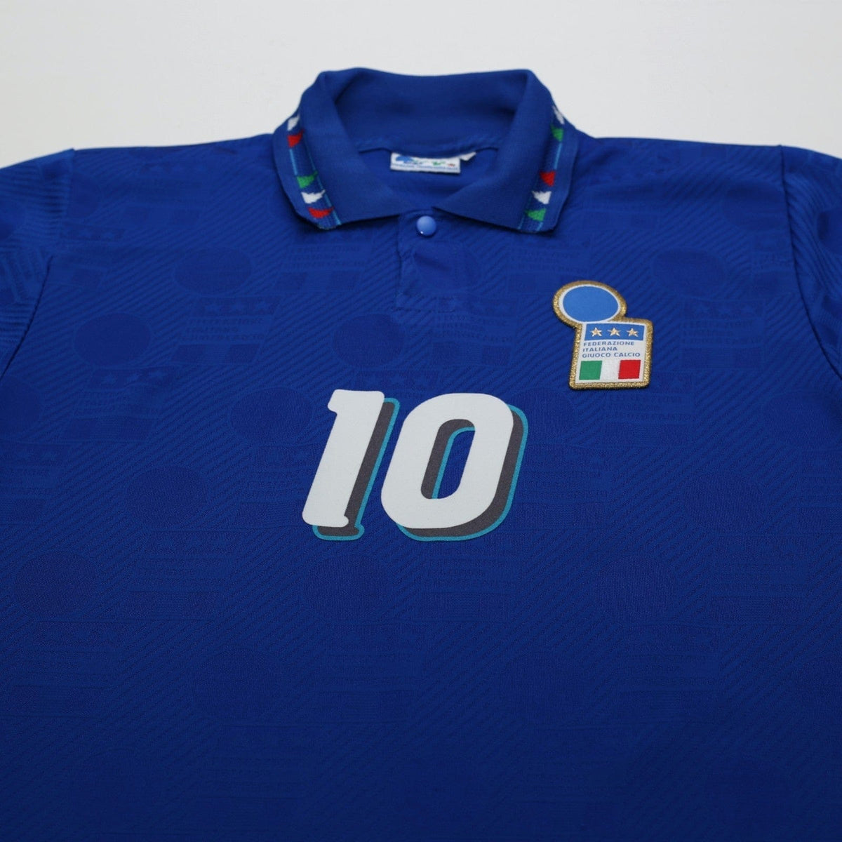 1994 Baggio #10 Italy Vintage Diadora Home Football Shirt (S) USA 94