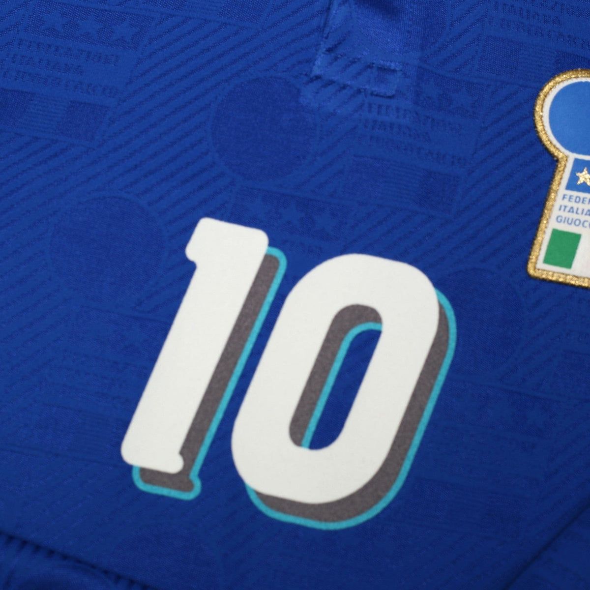 1994 Baggio #10 Italy Vintage Diadora Home Football Shirt (S) USA 94