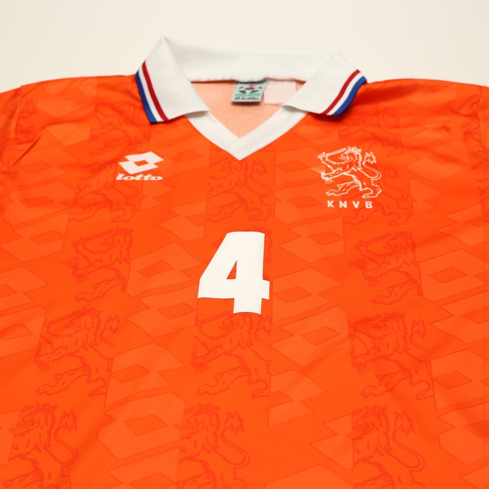 1994 Koeman #4 Holland Vintage Lotto Home Football Shirt (M) Netherlands