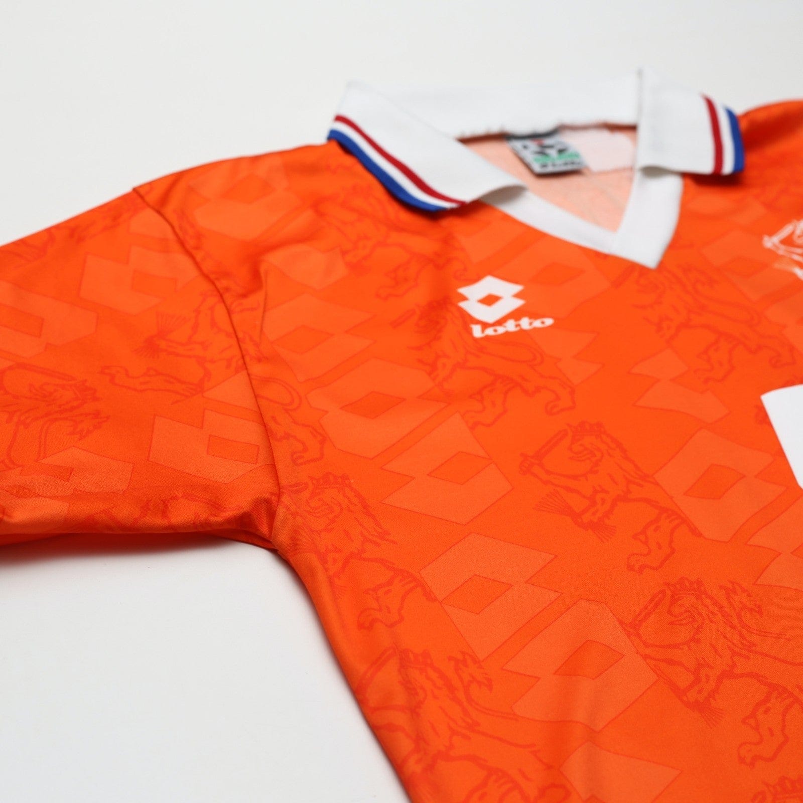 1994 Koeman #4 Holland Vintage Lotto Home Football Shirt (M) Netherlands