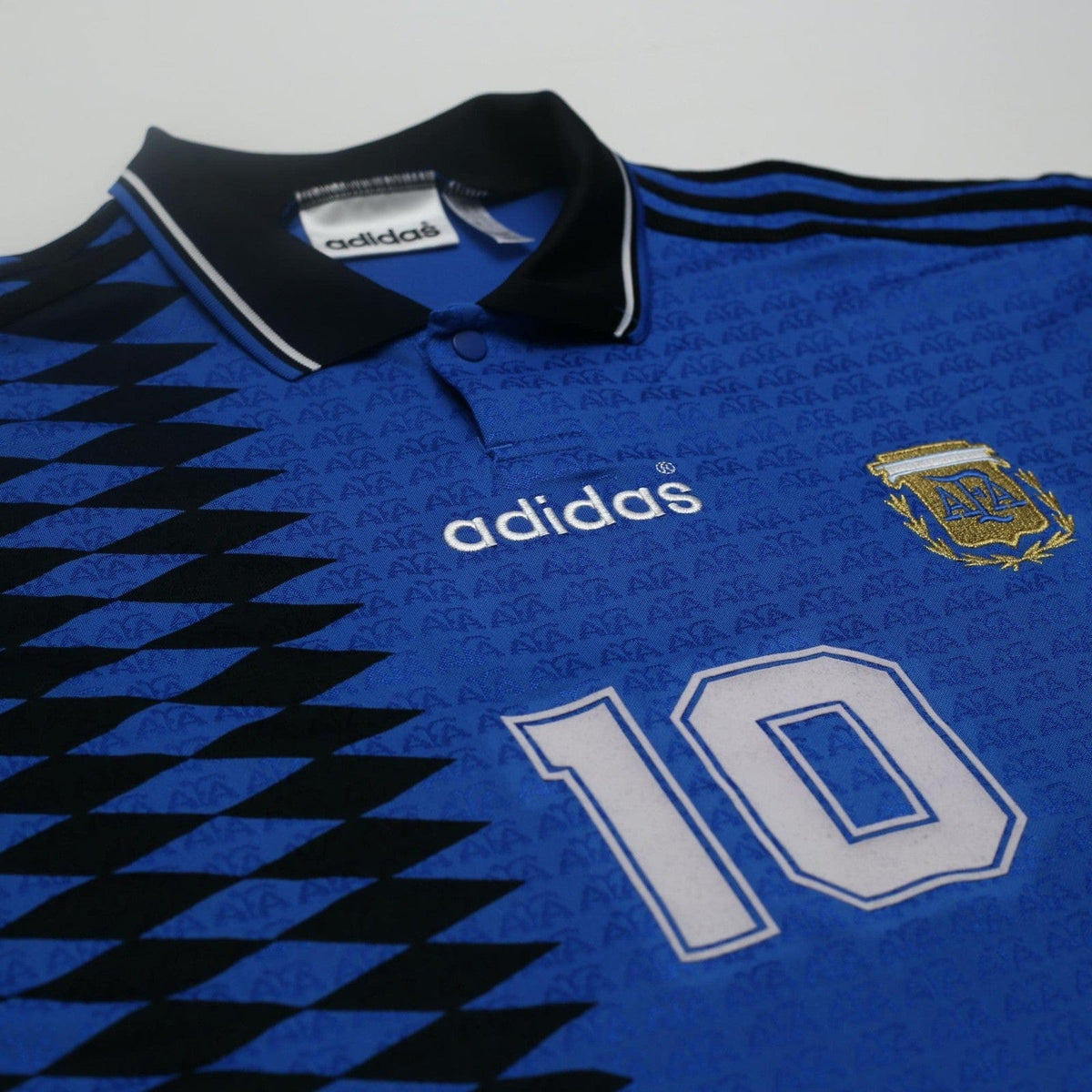 1994 Maradona #10 Argentina Retro adidas Originals Away Football Shirt (M)
