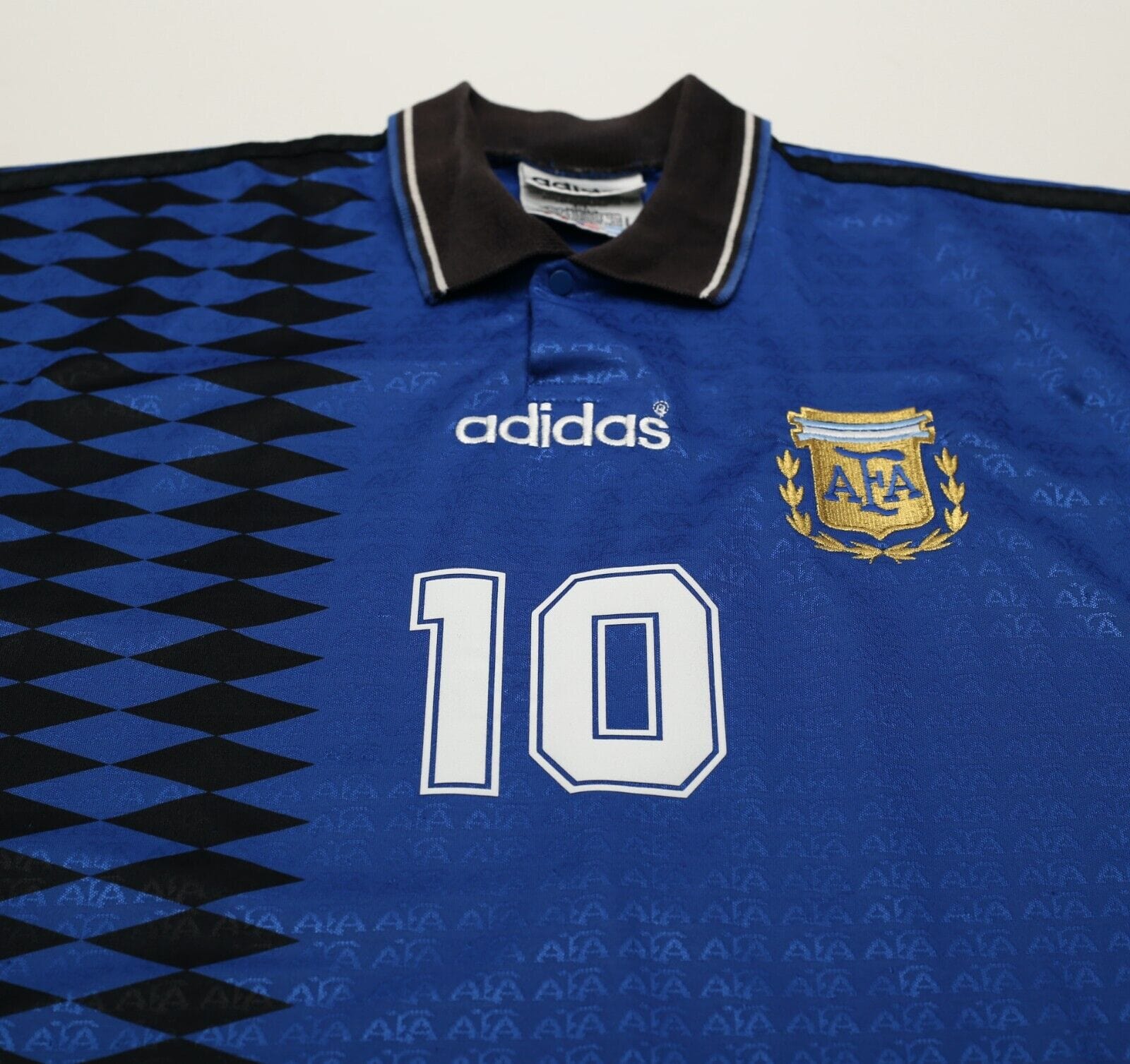 1994 MARADONA #10 Argentina Vintage adidas Away Football Shirt (M) USA 94