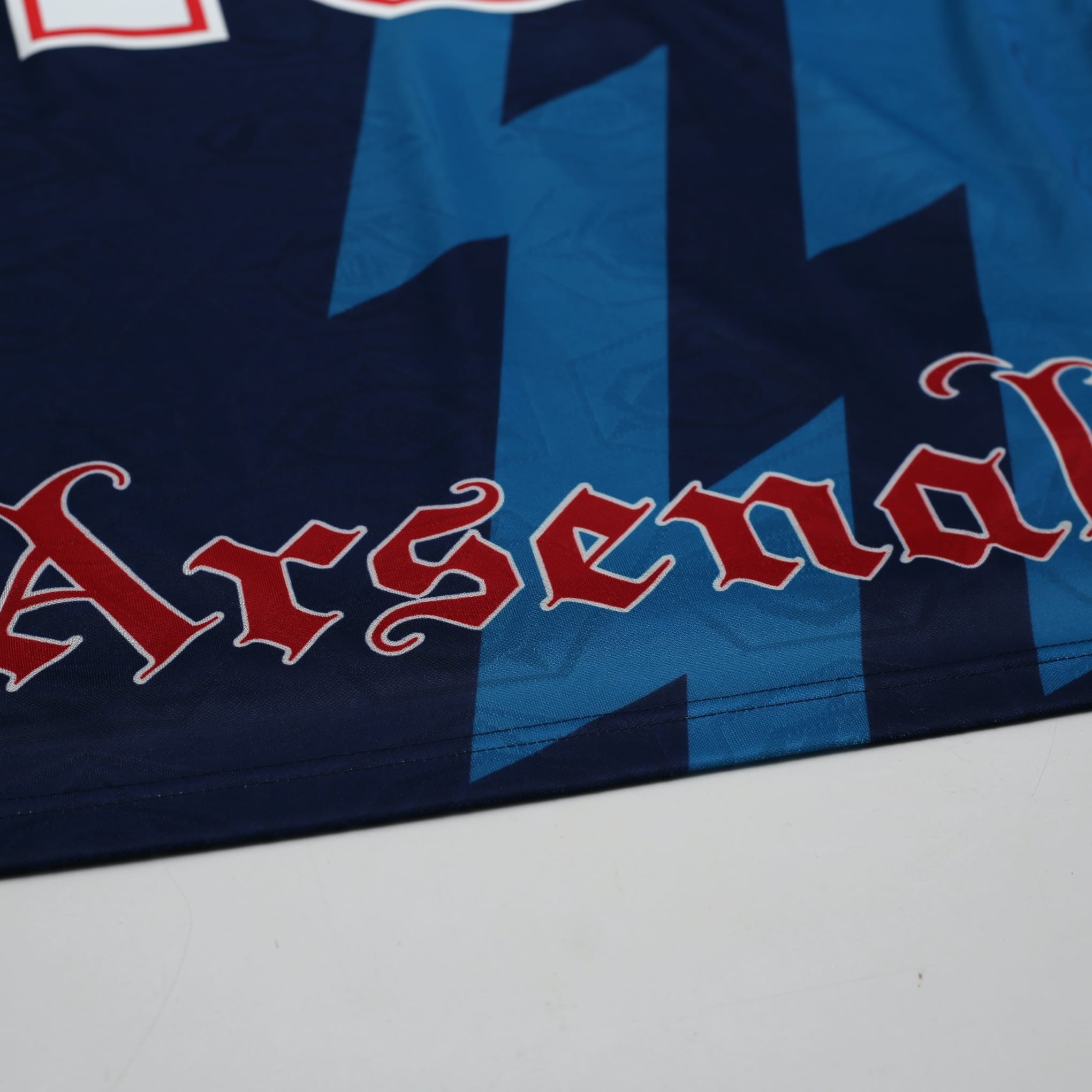 1995/96 Bergkamp #10 Arsenal Vintage Nike Away Football Shirt (XL)