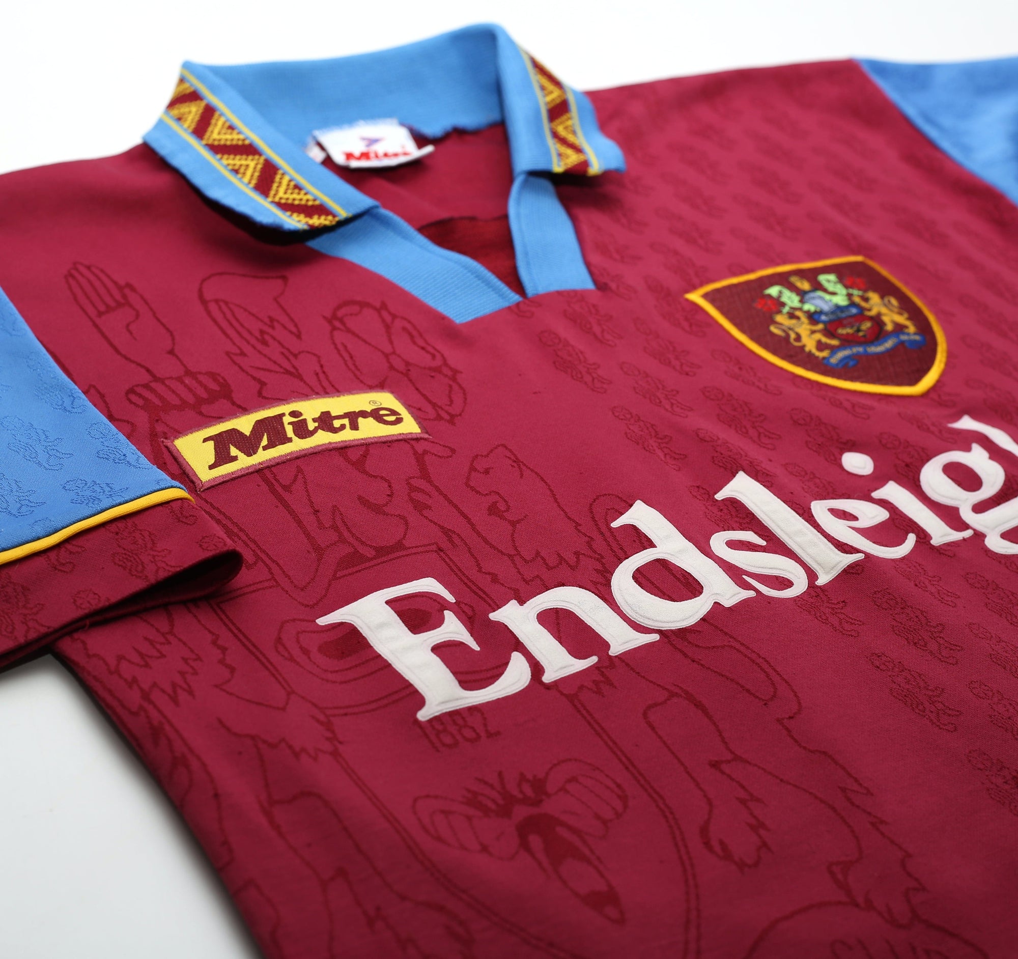 1995/96 BURNLEY FC Vintage Mitre Home Football Shirt Jersey (S) 34/36