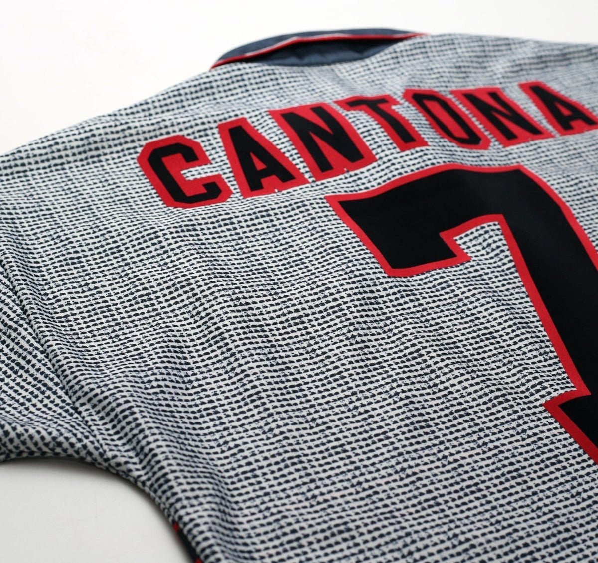1995/96 CANTONA #7 Manchester United Vintage Umbro Away Football Shirt (M)