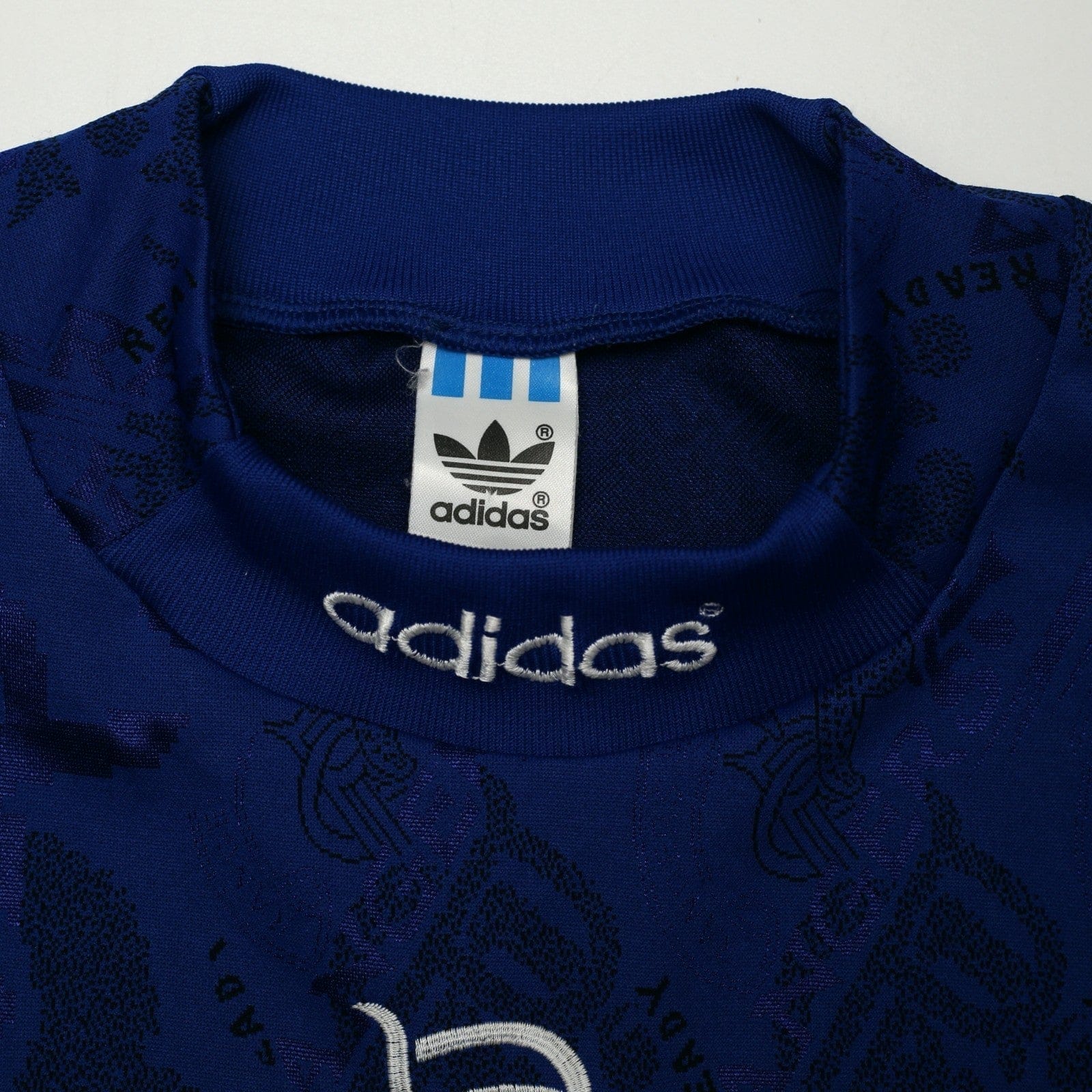 1995/96 Gascoigne #8 Rangers Vintage adidas Home Football Shirt (L)