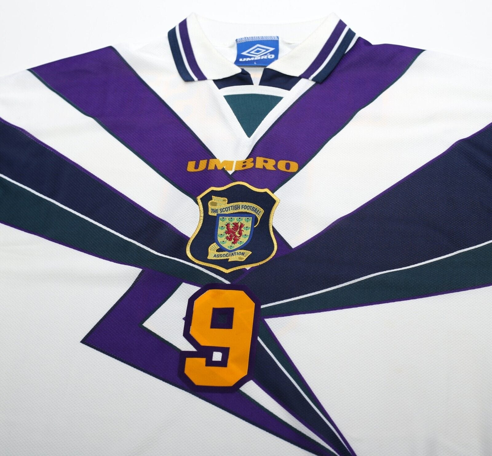 1995/96 McCOIST #9 Scotland Vintage Umbro Away Football Shirt (L) Euro 96