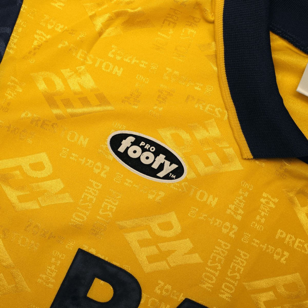 1995/96 Preston North End Vintage Pro Footy Third Football Shirt (XL)
