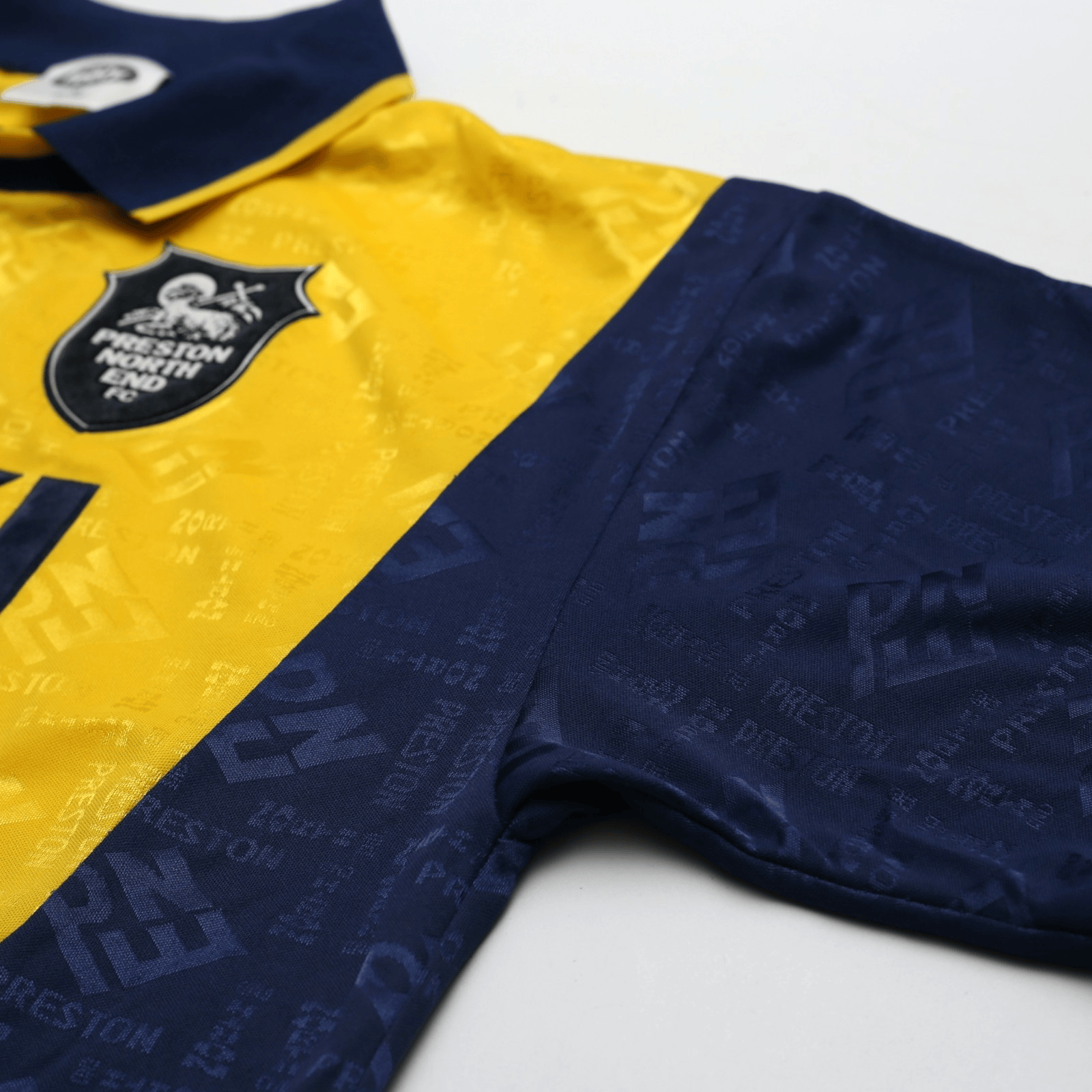 1995/96 Preston North End Vintage Pro Footy Third Football Shirt (XL)