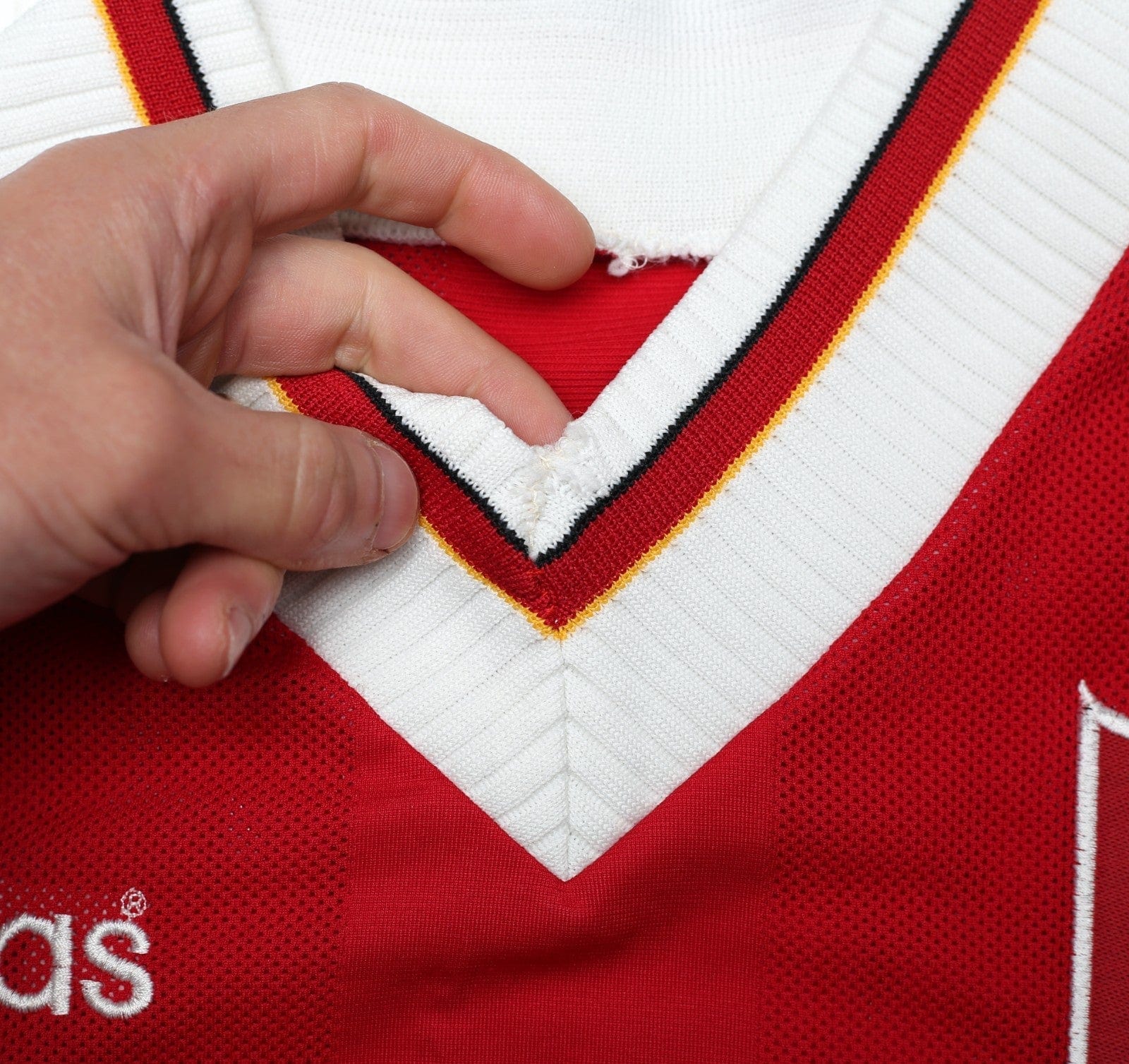 1995/96 RUSH #9 Liverpool Vintage adidas Home Football Shirt (S)