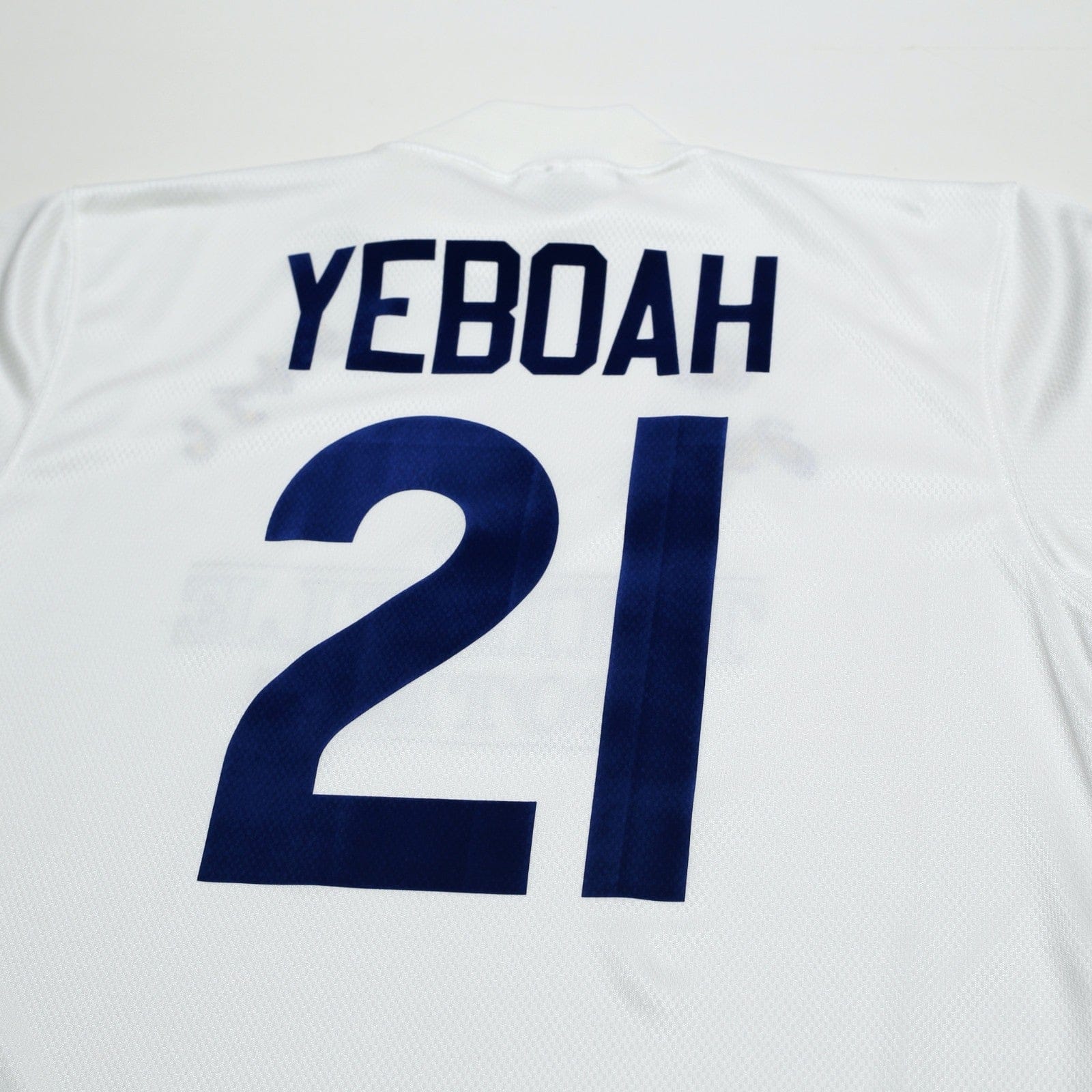 1995/96 Yeboah #21 Leeds United Vintage Asics Home Football Shirt (L)