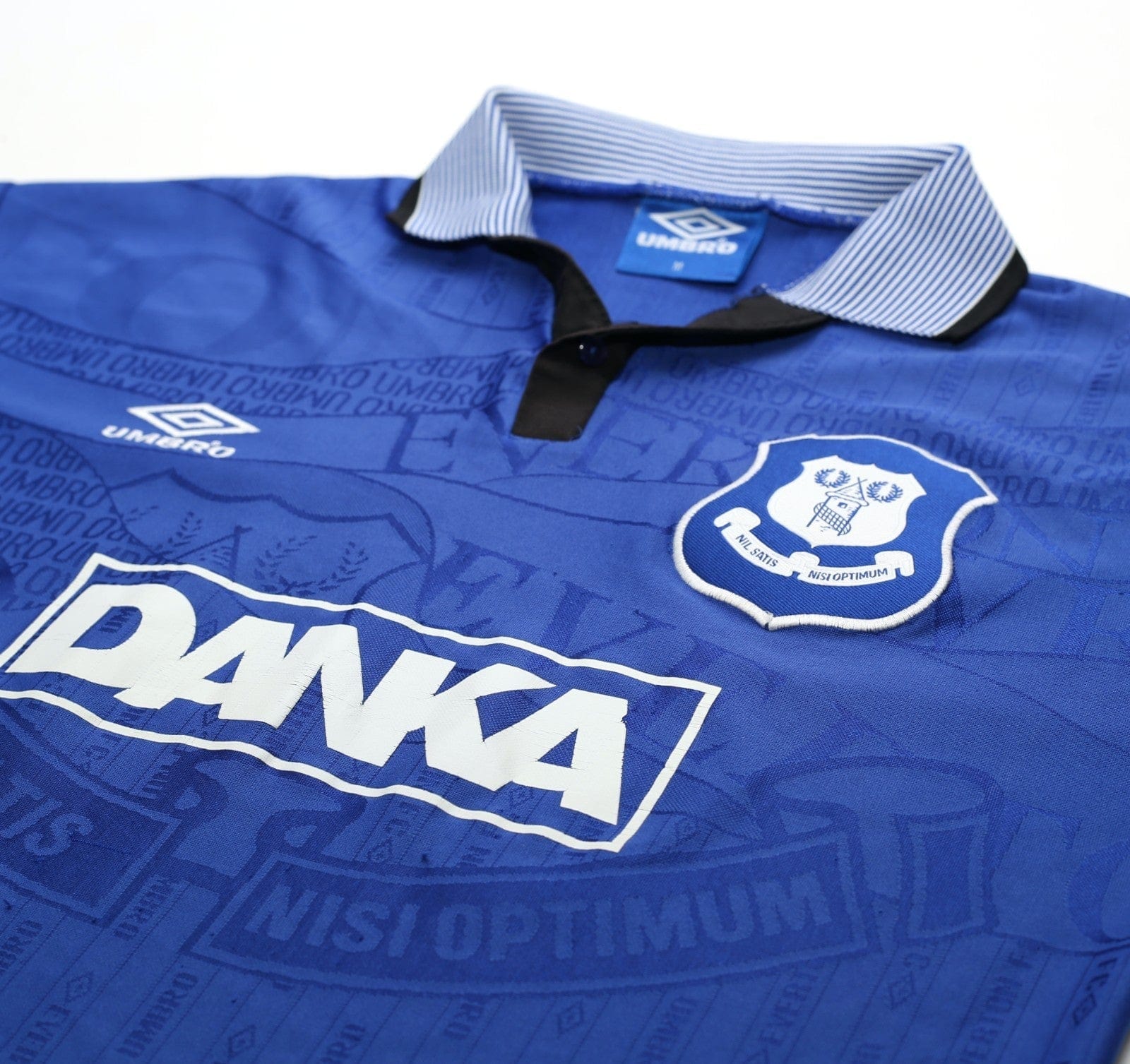 1995/97 FERGUSON #9 Everton Vintage Umbro Home Football Shirt (M)