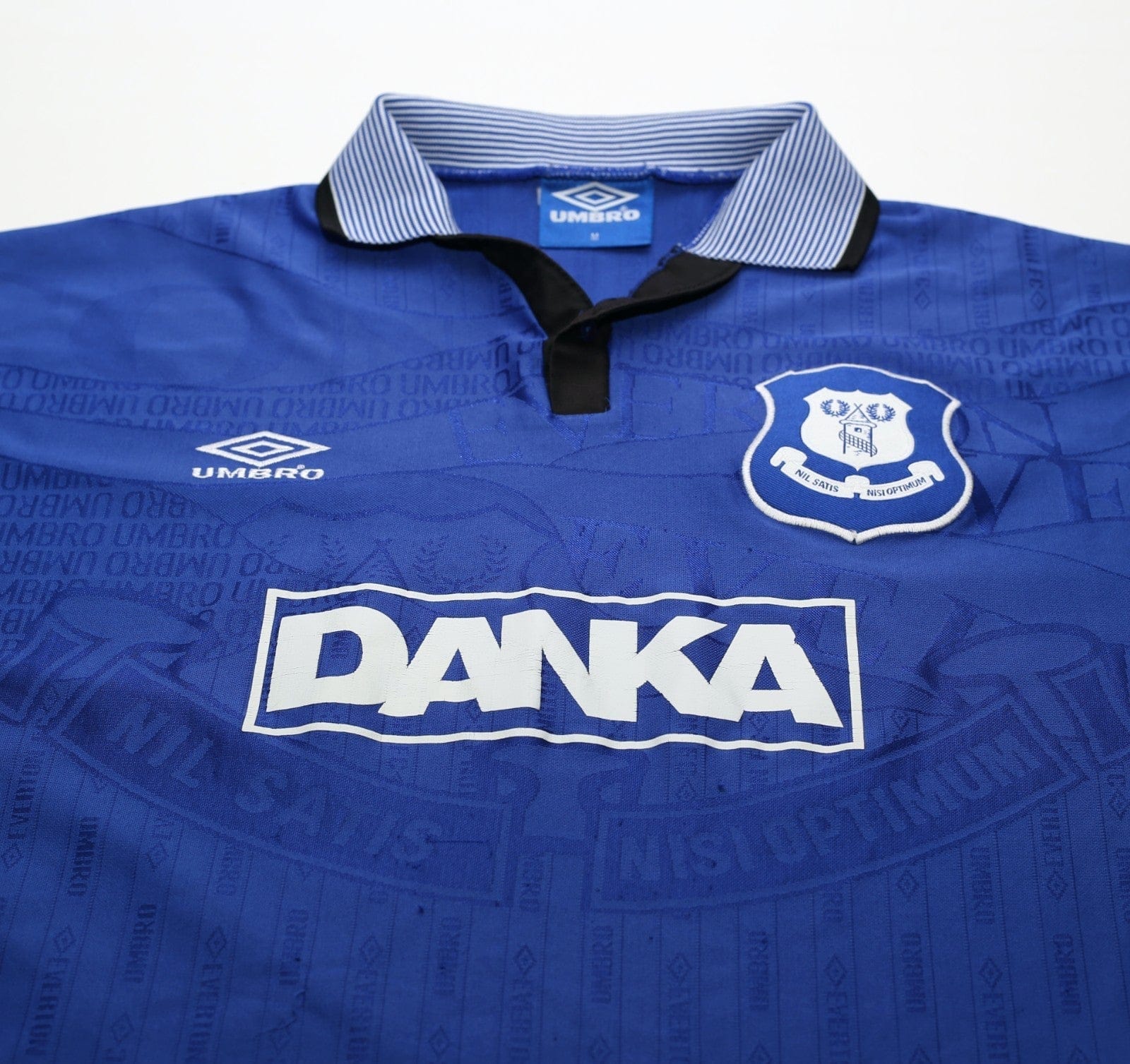 1995/97 FERGUSON #9 Everton Vintage Umbro Home Football Shirt (M)